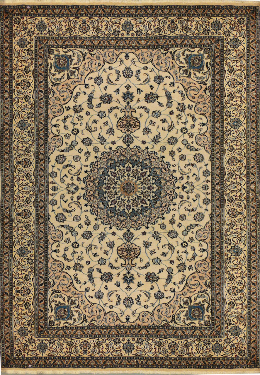 8'2 x 11'7 Persian Nain Rug