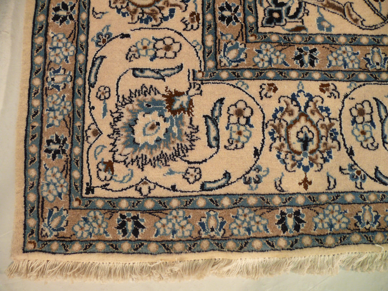 8'3" x 10'8" Persian Nain Rug