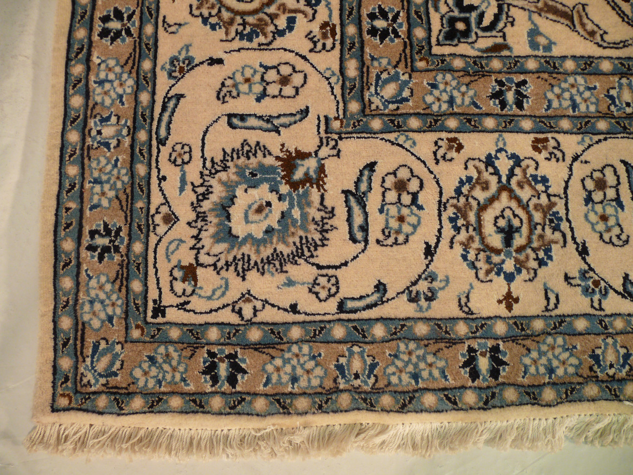 8'3" x 10'8" Persian Nain Rug