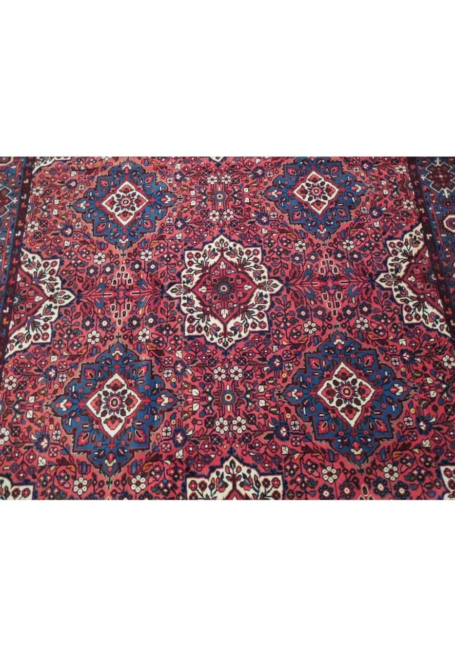7 x 7 Persian Lilihan Square Rug
