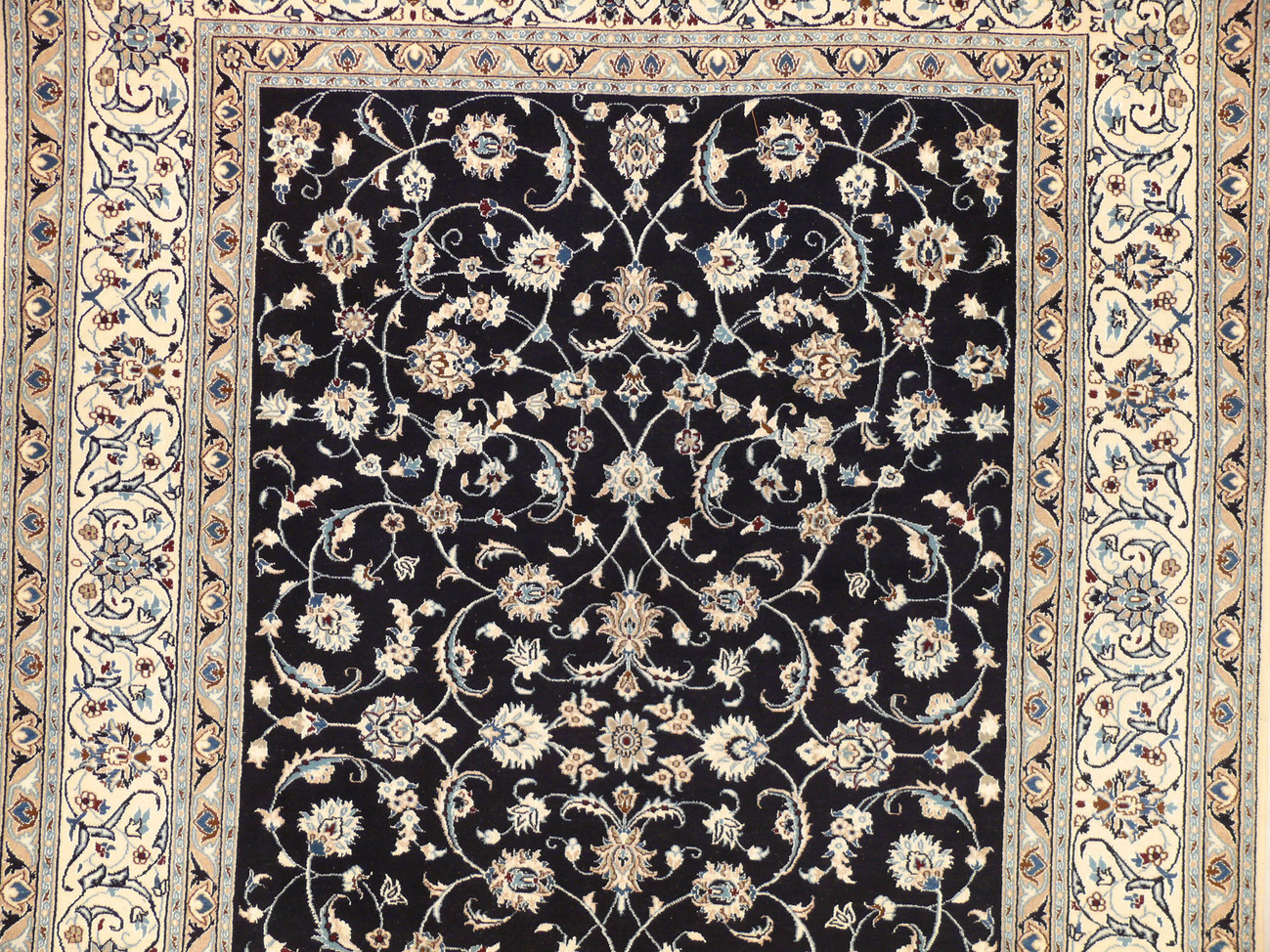 8 x 11'5" Persian Nain Rug 1