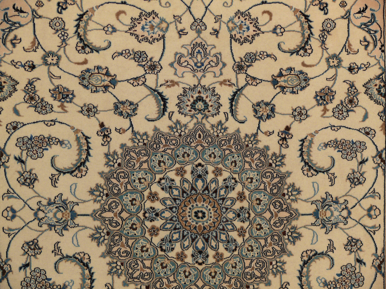 8'2" x 11'2" Persian Nain Rug