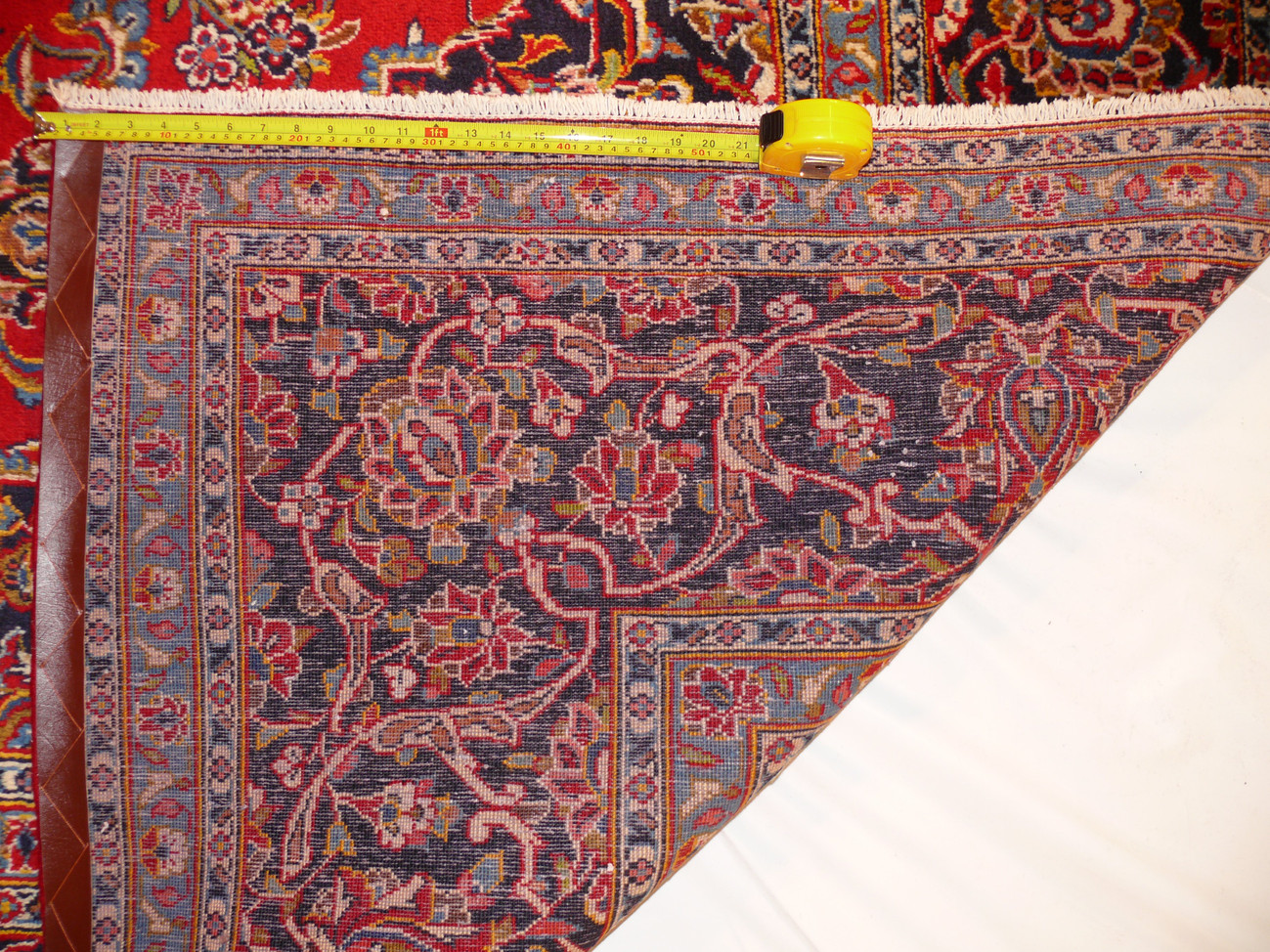 10'2 x 14'3 Persian Kashan Rug