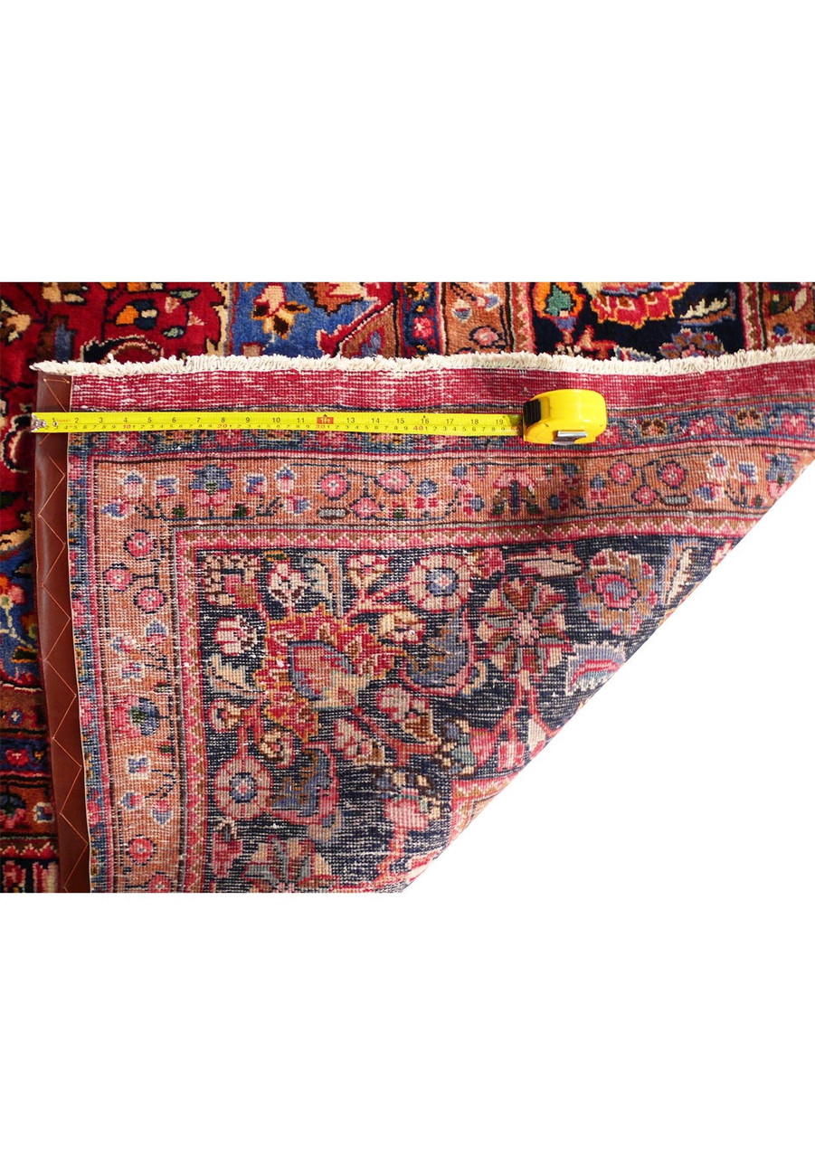 10x13 Persian Khorasan the back of the rug showing the knots and fine weaving technique