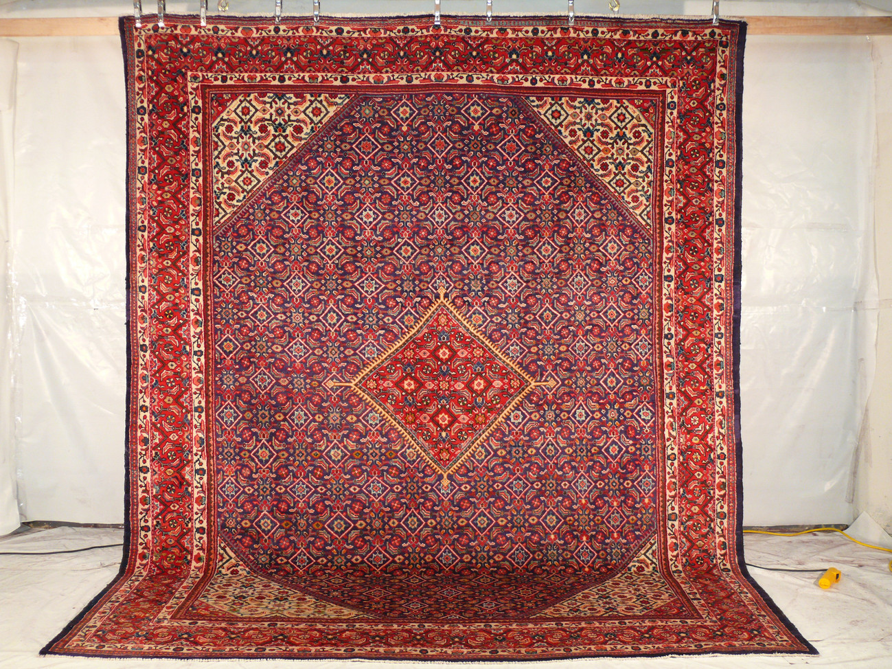 10 x 12 Persian Mahal Rug Diamond Shape Medallion