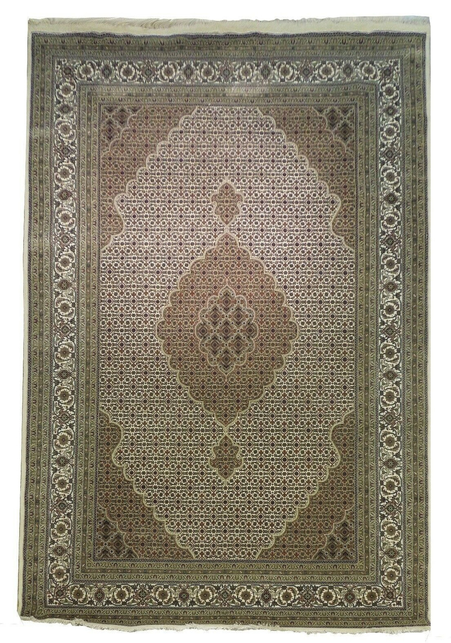 7 x 10 Oriental Mahi Wool & Silk Rug