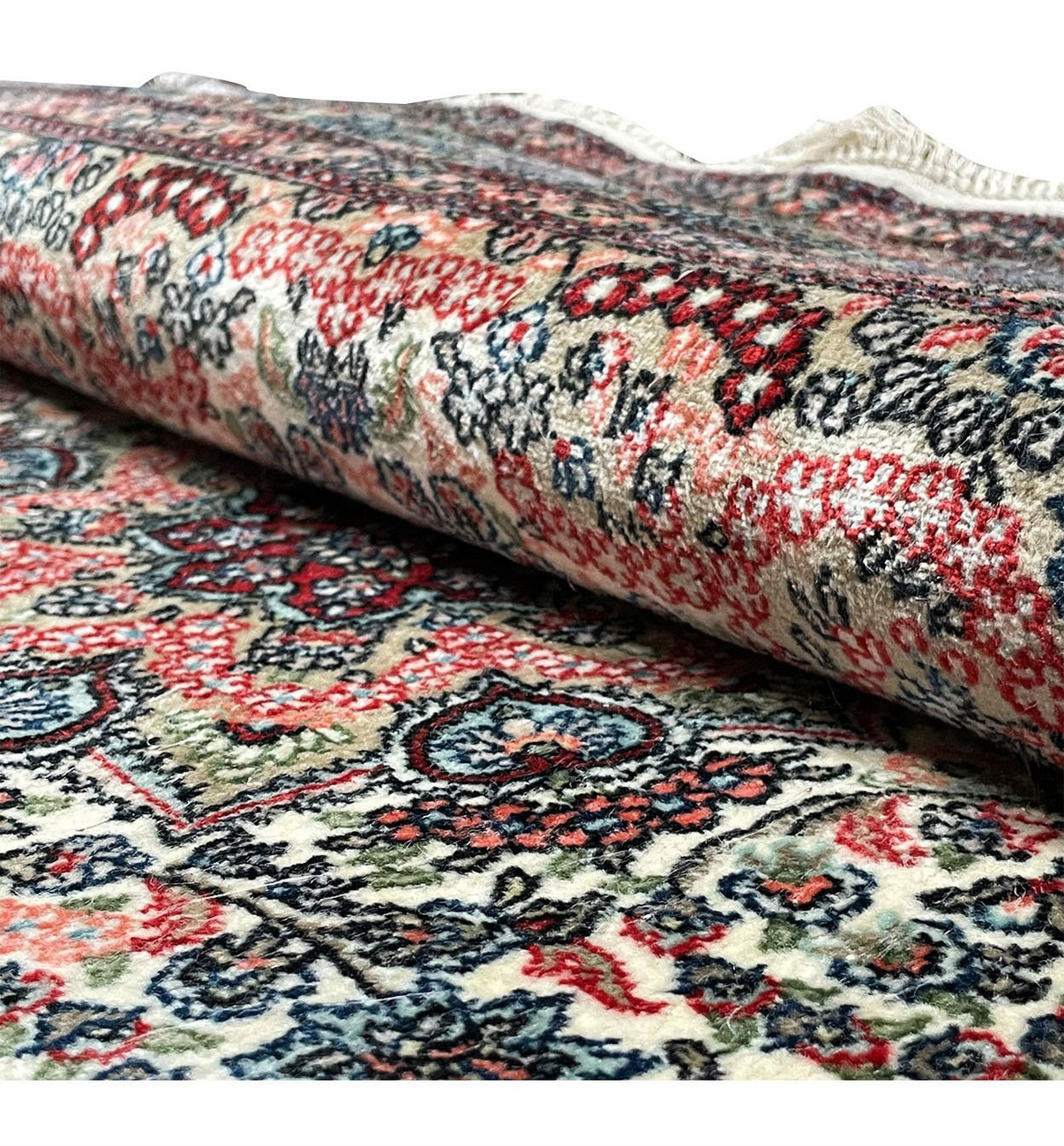 3 x 5'2 Oriental Tabriz 100% Silk Rug