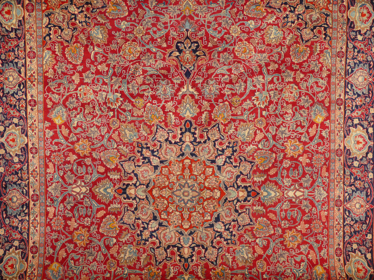 10 x 13 Persian Mashad Rug | Unique Design