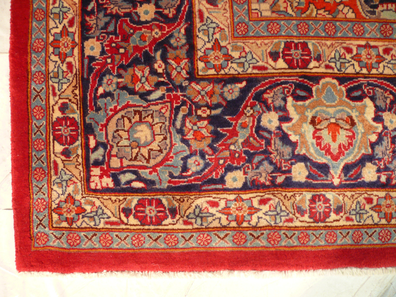 10 x 13 Persian Mashad Rug | Unique Design