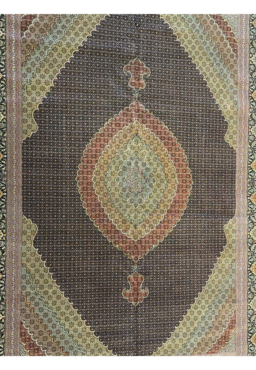 Close-up of the central medallion on a 11'7 x 16'6 Persian Tabriz Mahi rug, highlighting geometric and floral motifs
