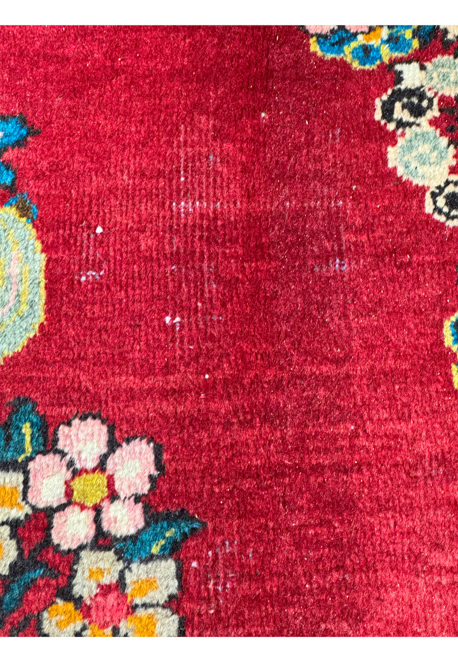 Another shot of the distress spot of this semi antique 11x13 Persian Mahal Rug