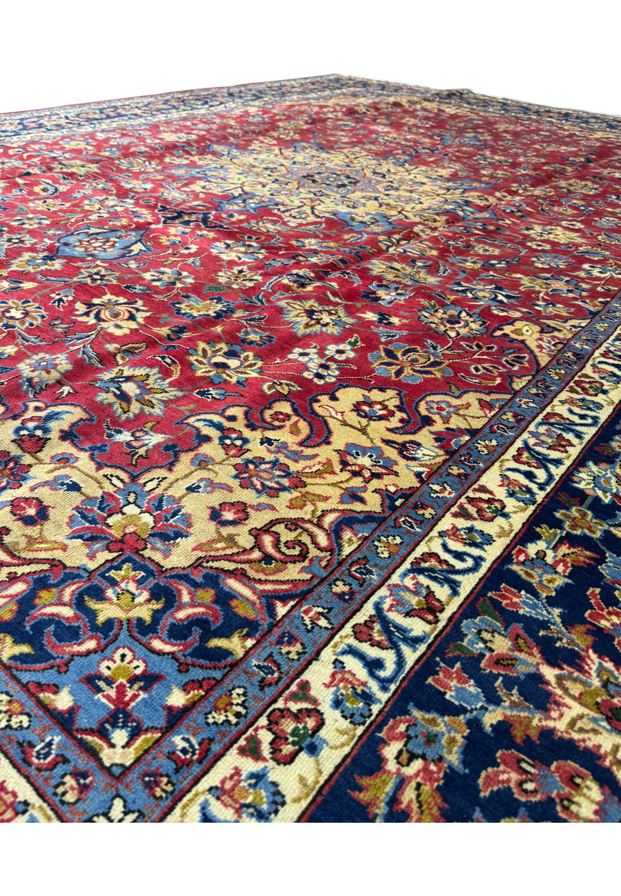 Close-up of edge and back of 10'2 x 13'6 Persian Isfahan Rug highlighting stitch work