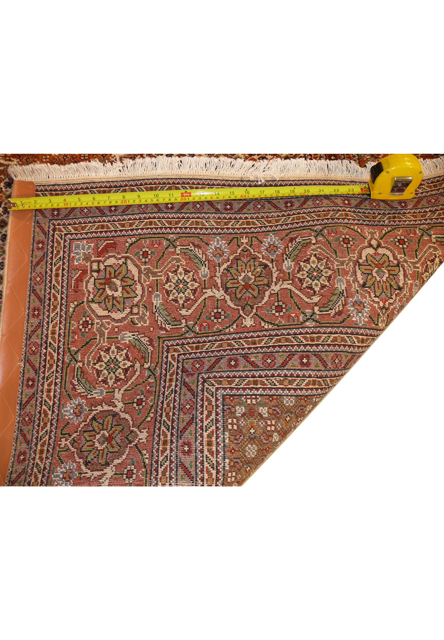 6'8 x 9'9 Persian Tabriz Mahi Rug