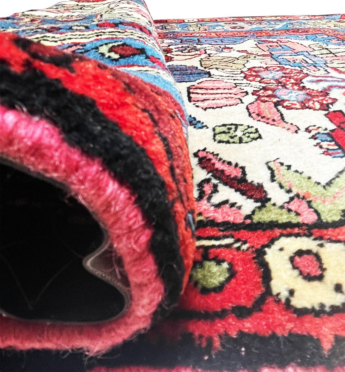 2'7" x 3'7" Persian Nahavand Rug