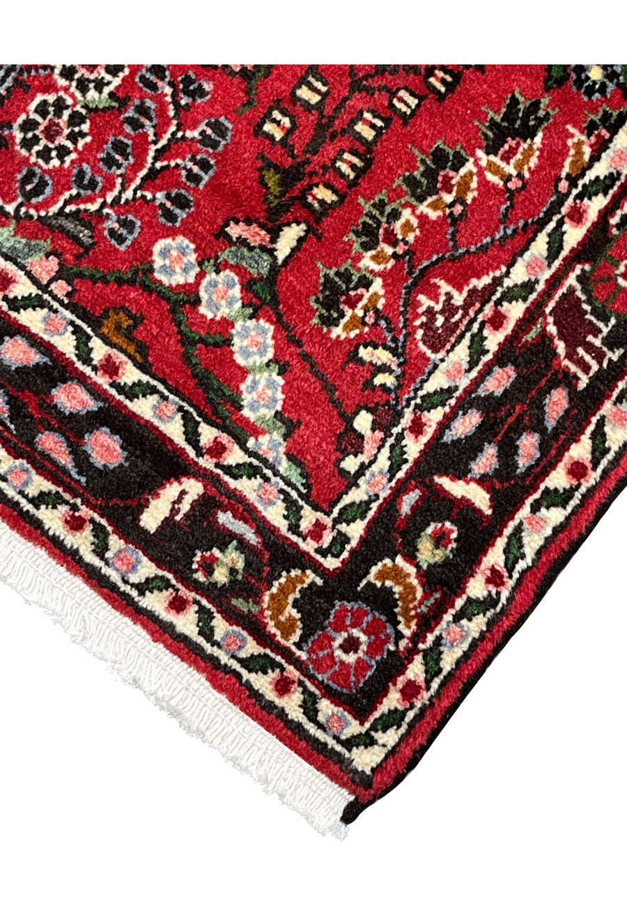 Edge detail of a Persian Darjazin rug showing clean selvage, tightly packed knots, strong wool foundation, and well-preserved tribal weaving structure