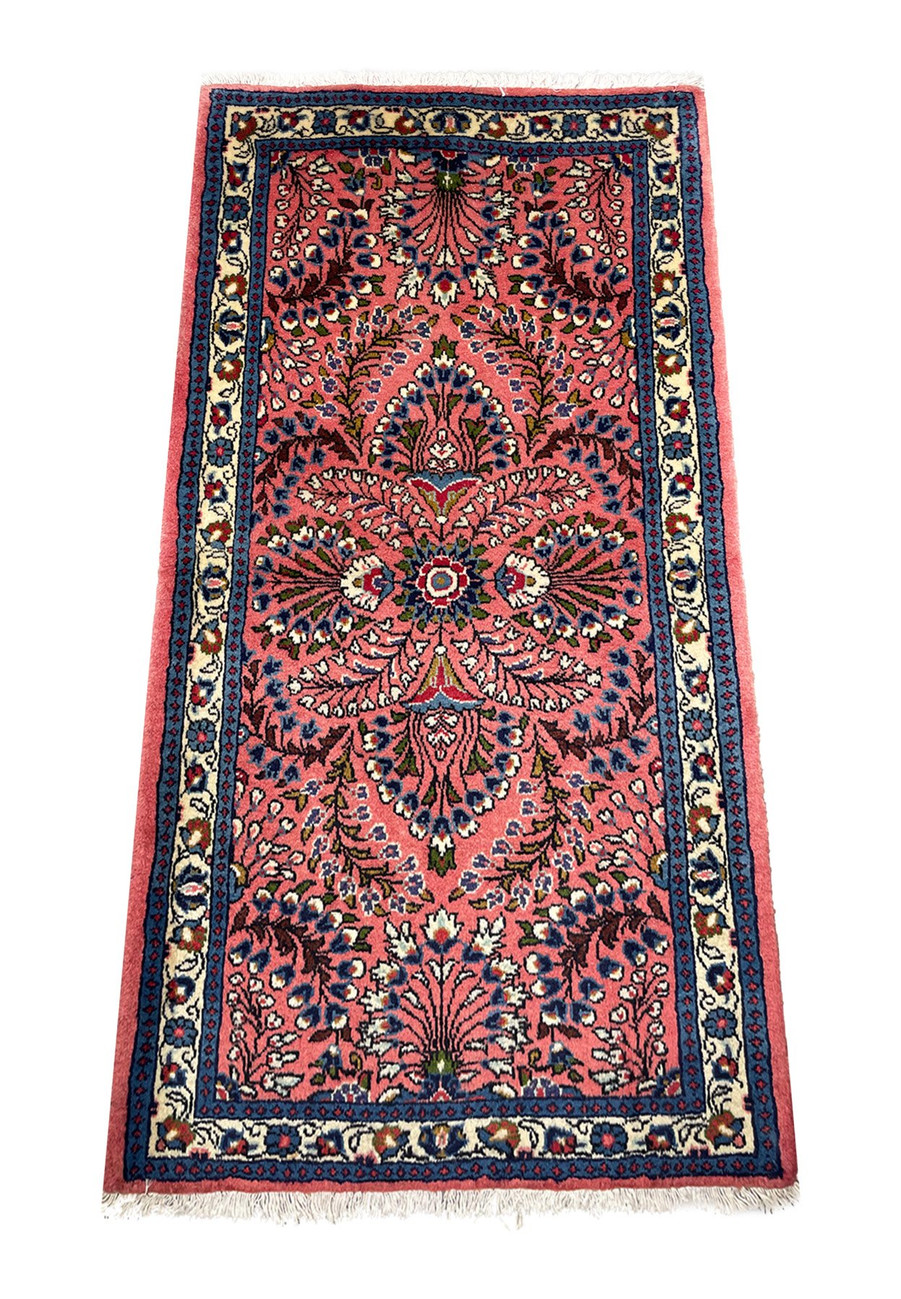 2'4 x 4'5 Persian Sarough Rug 1