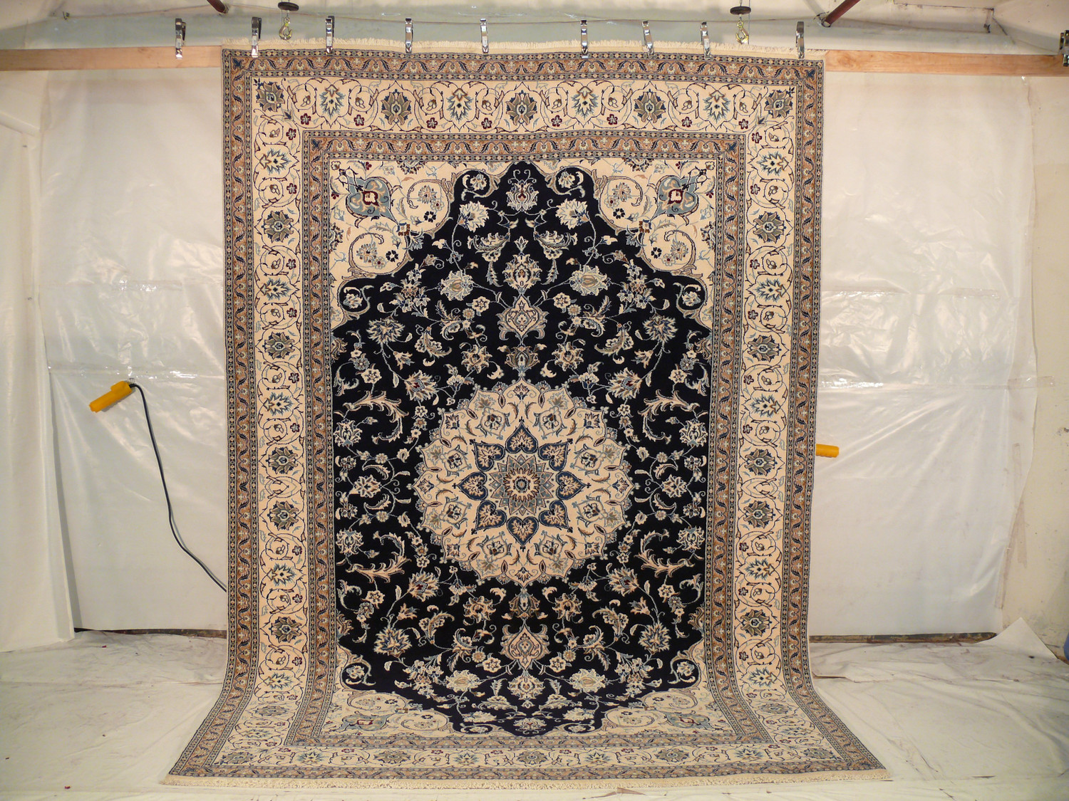 8'1" x 11'7" Persian Nain Rug