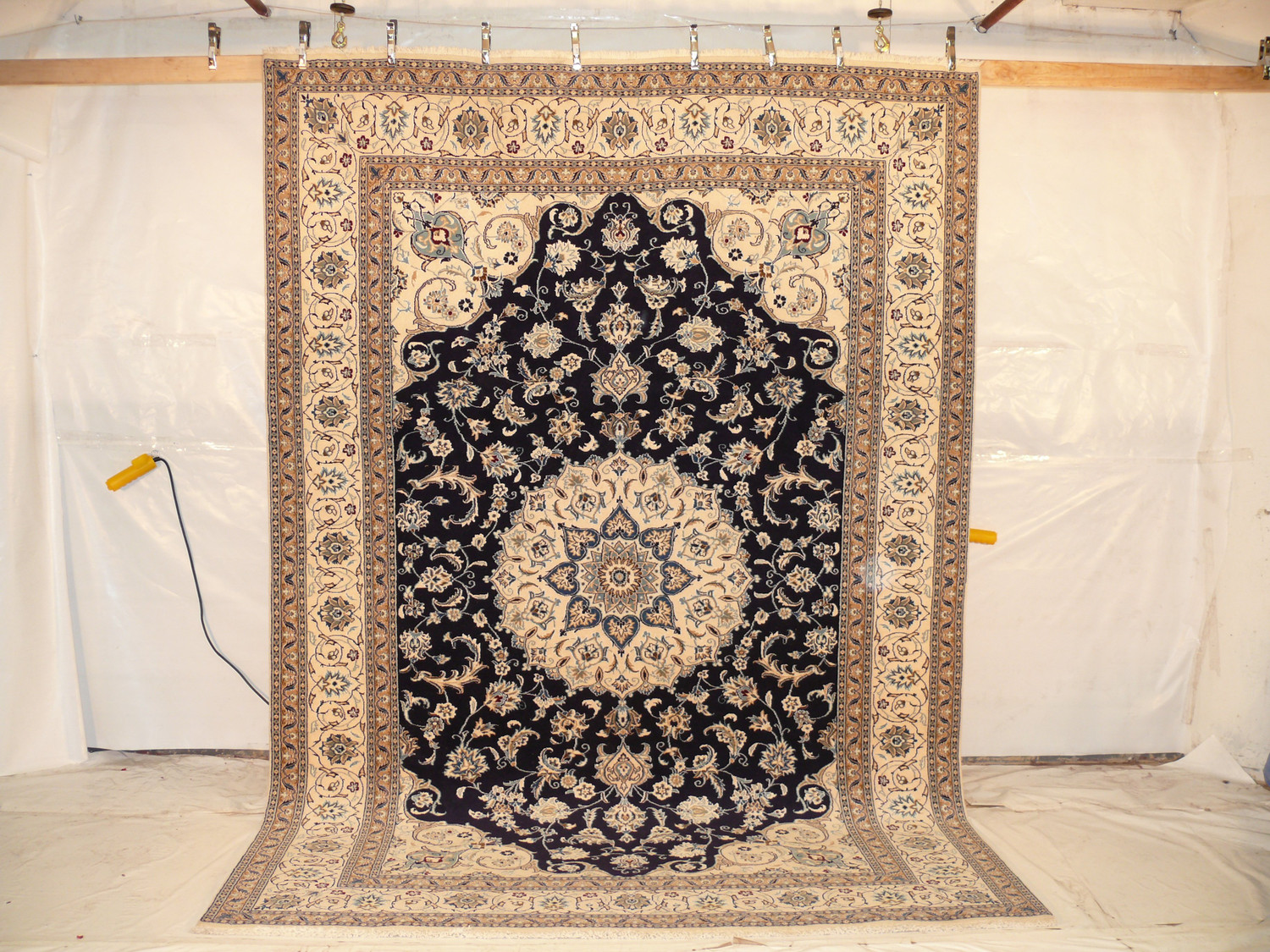 8'1" x 11'7" Persian Nain Rug