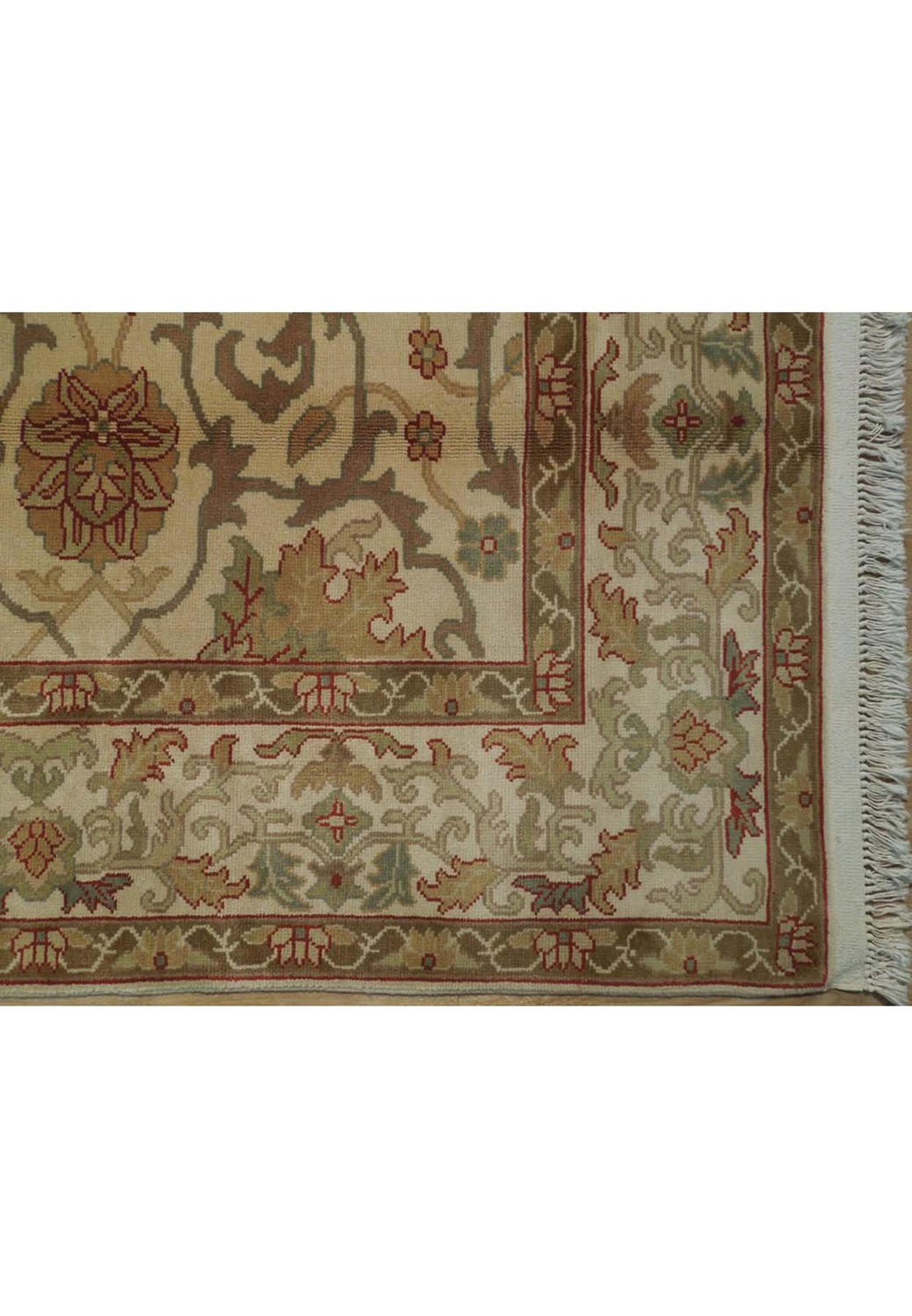 6' x 9' Transitional Chobi Vegetable Dyed Rug 1