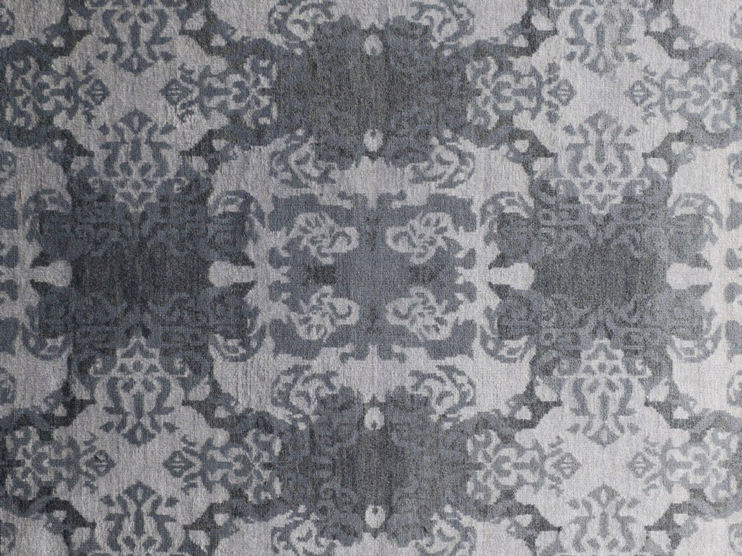 8x10 Gray Modern Handmade Venetian Italian Inspired Design Viscose Rug