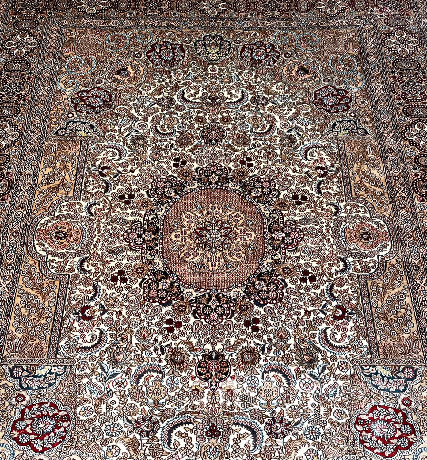 4'2" x 6'2" Persian Qum Silk Rug