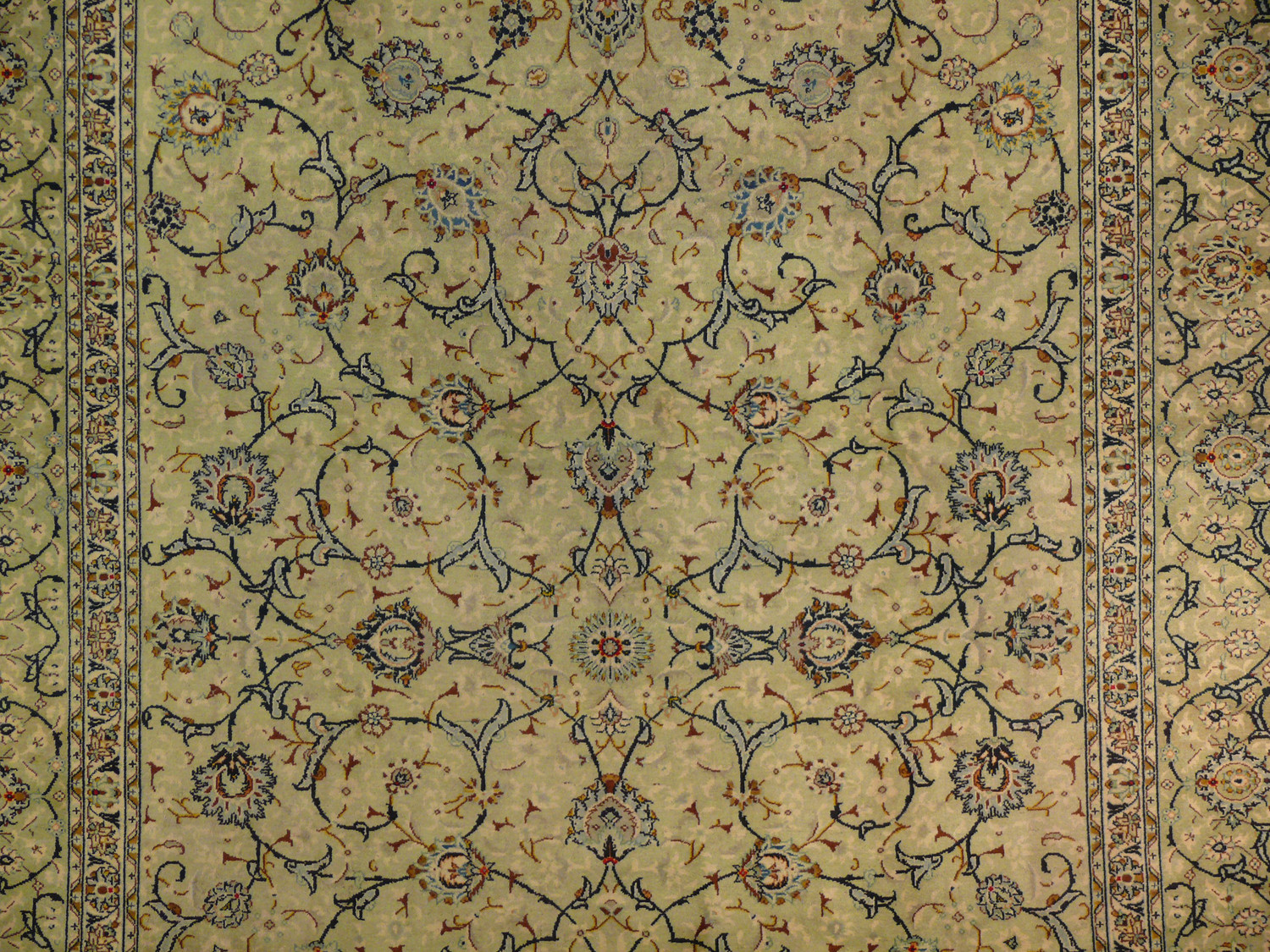 8'8" x 12'1" Persian Kashan Rug