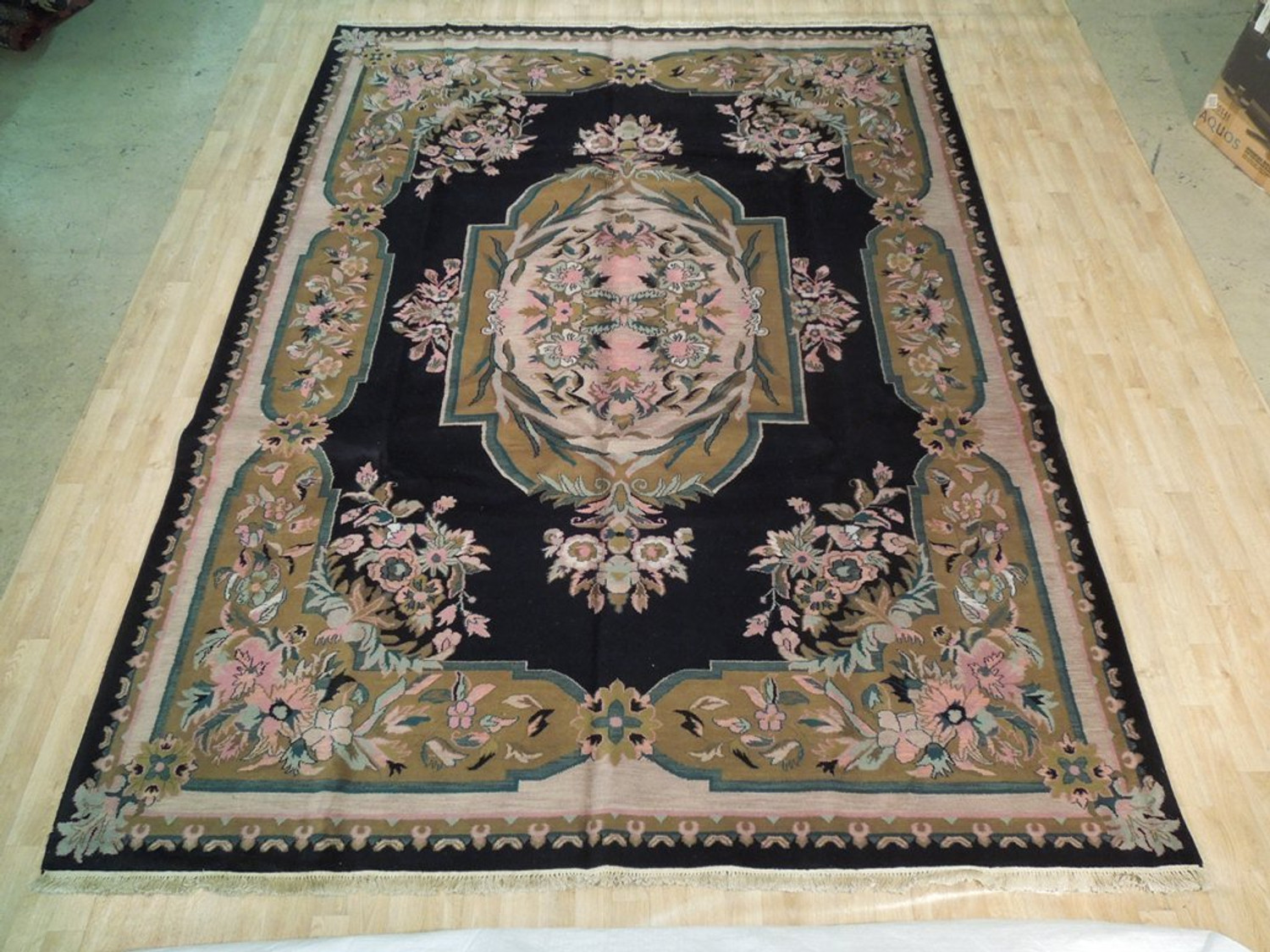 9 x 12 Oriental Jaipur Rug | French Design