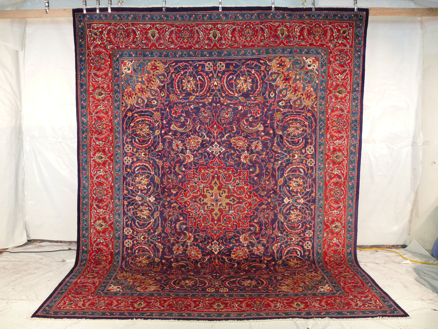 10x13 Persian Mahal Rug hand-knotted wool rug with intricate floral motifs