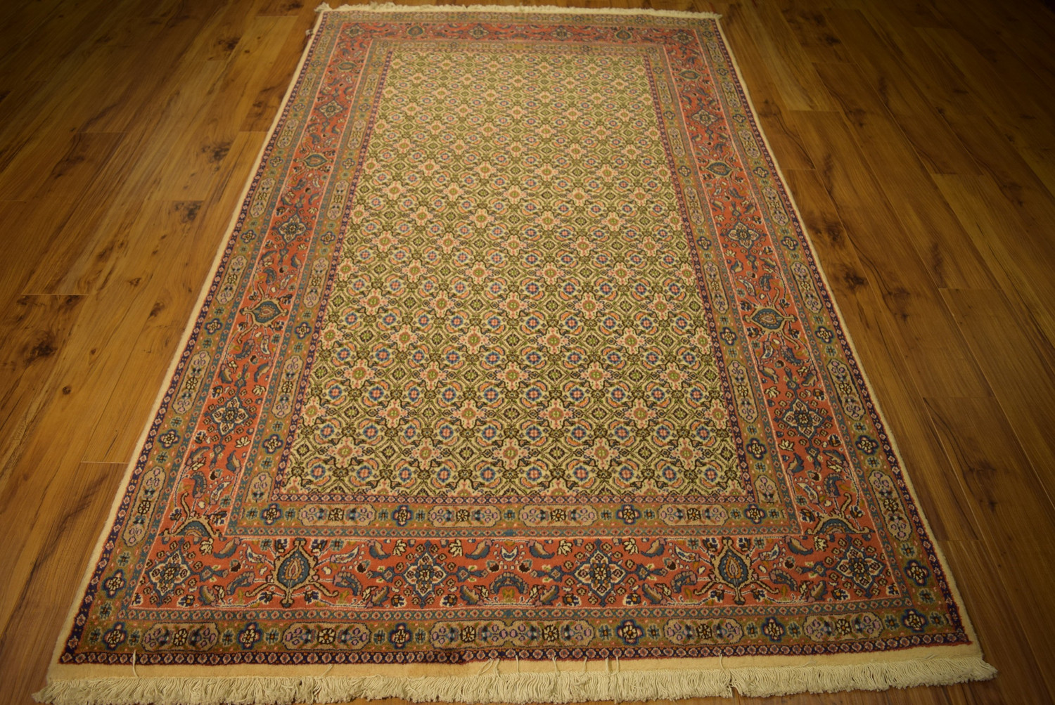 4'9 x 8'4 Persian Moud Rug All Over Design