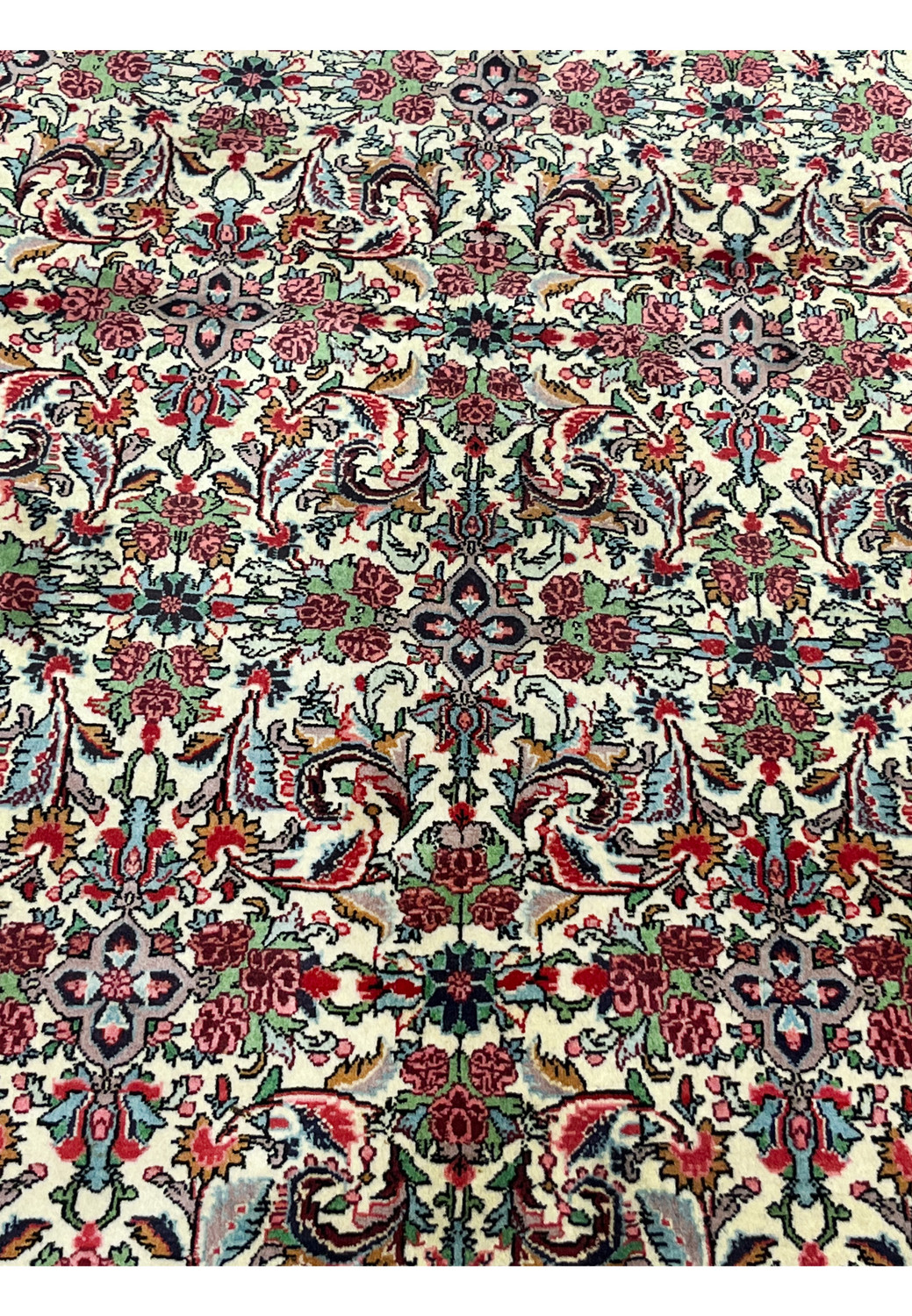Intricate floral allover pattern detail on Persian Bijar Halvaie Rug