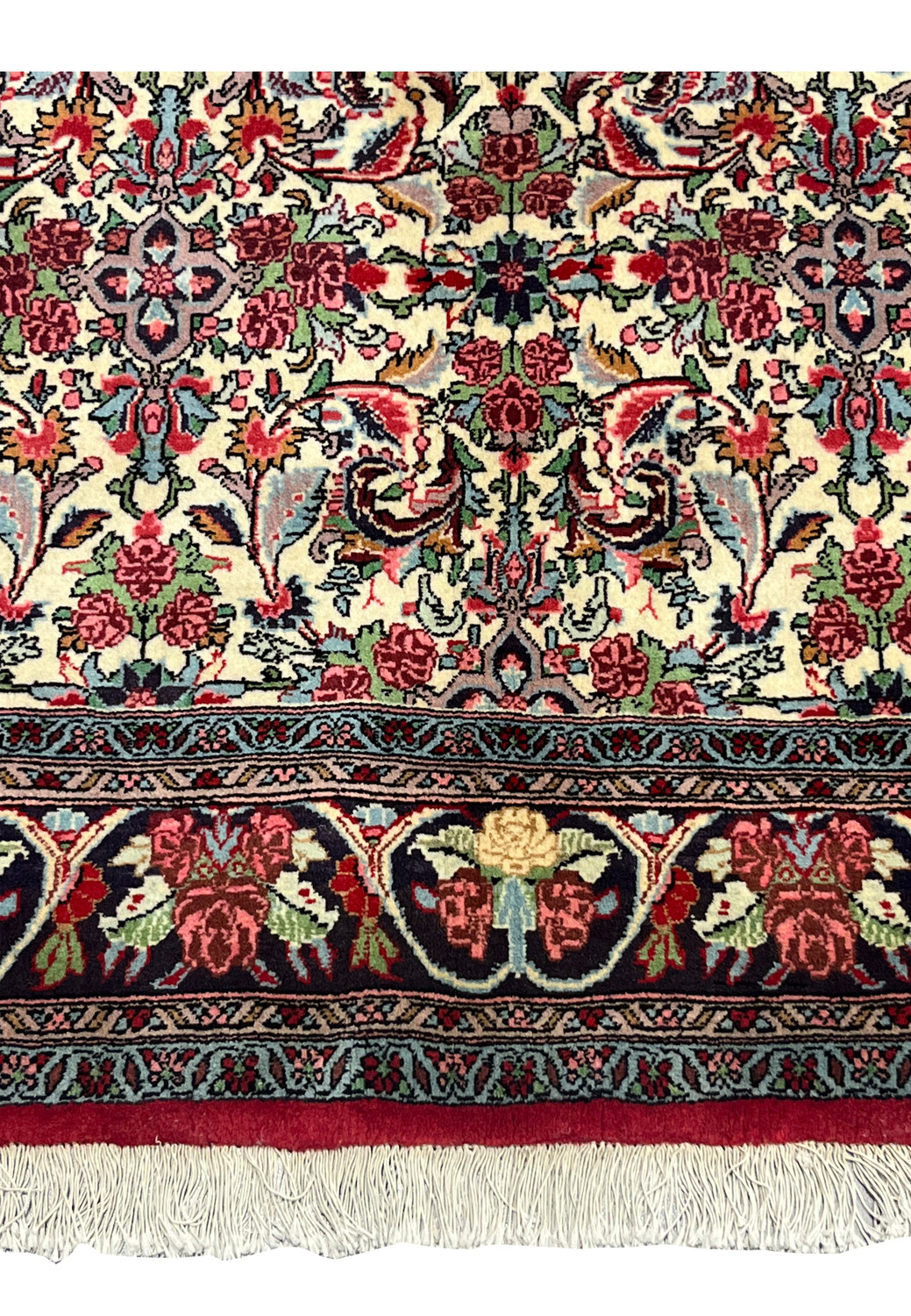 Lower edge and fringe detail of Persian Bijar Halvaie Rug