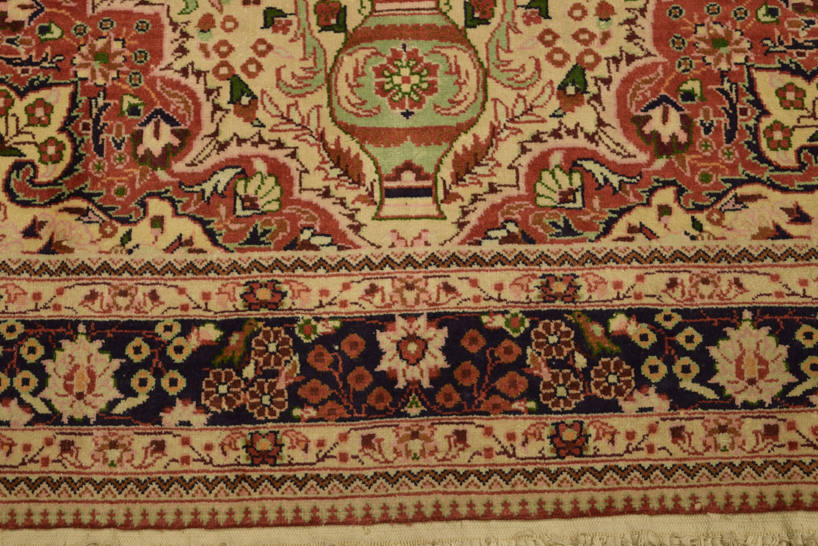 3 x 5 Oriental Handmade  Silk 300 LIN Rug
