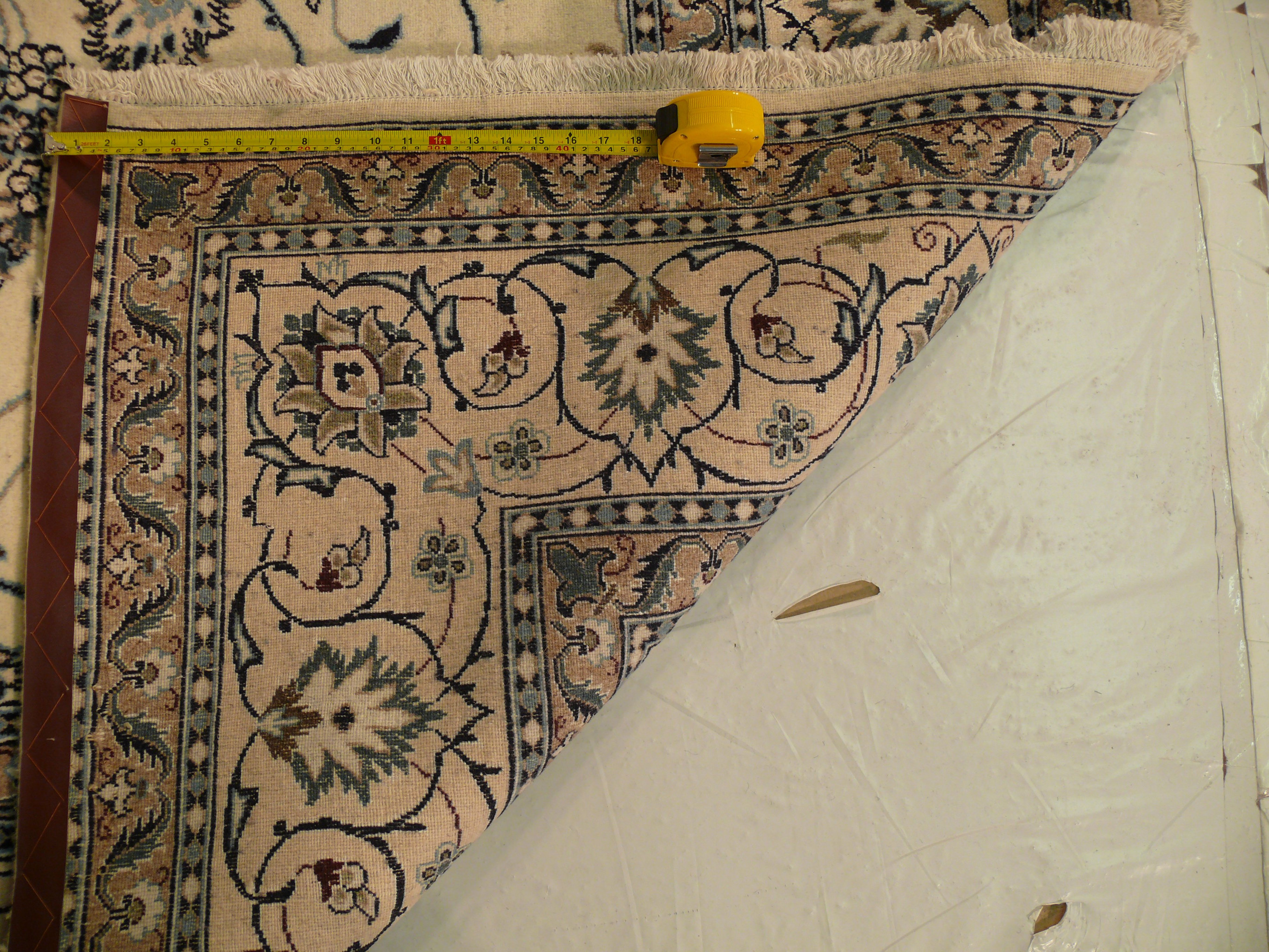 8' x 12' Persian Nain Rug