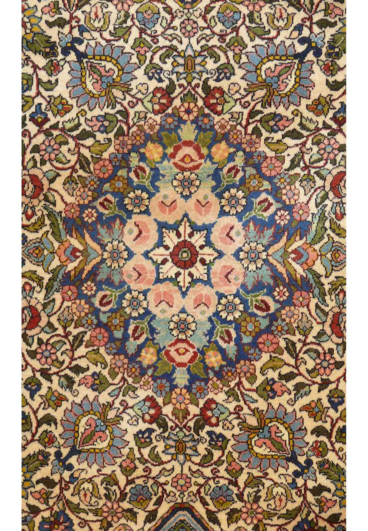 7 x 10 Persian Bakhtiar Tribal Rug