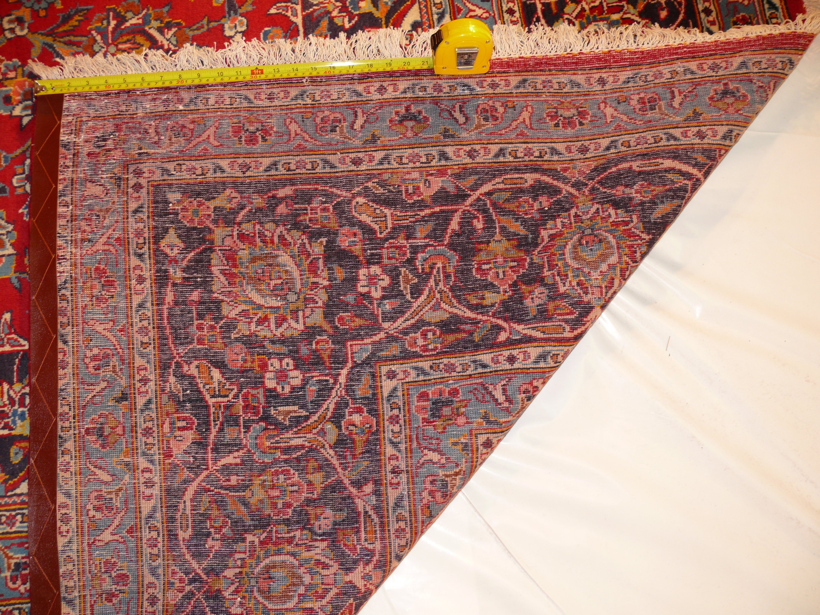 10'2" x 14'1" Persian Kashan Rug