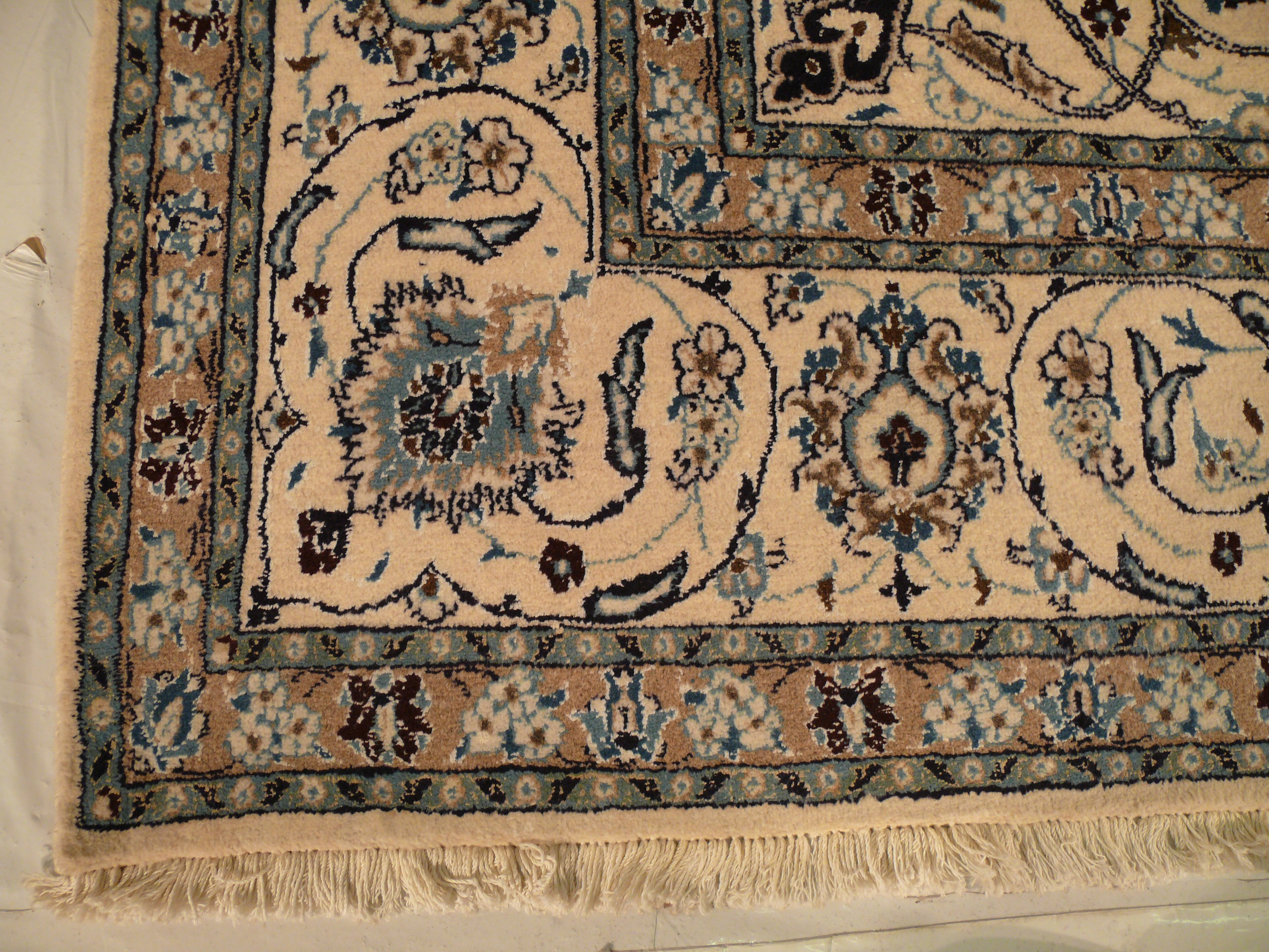 8'2" x 11'7" Persian Nain Rug