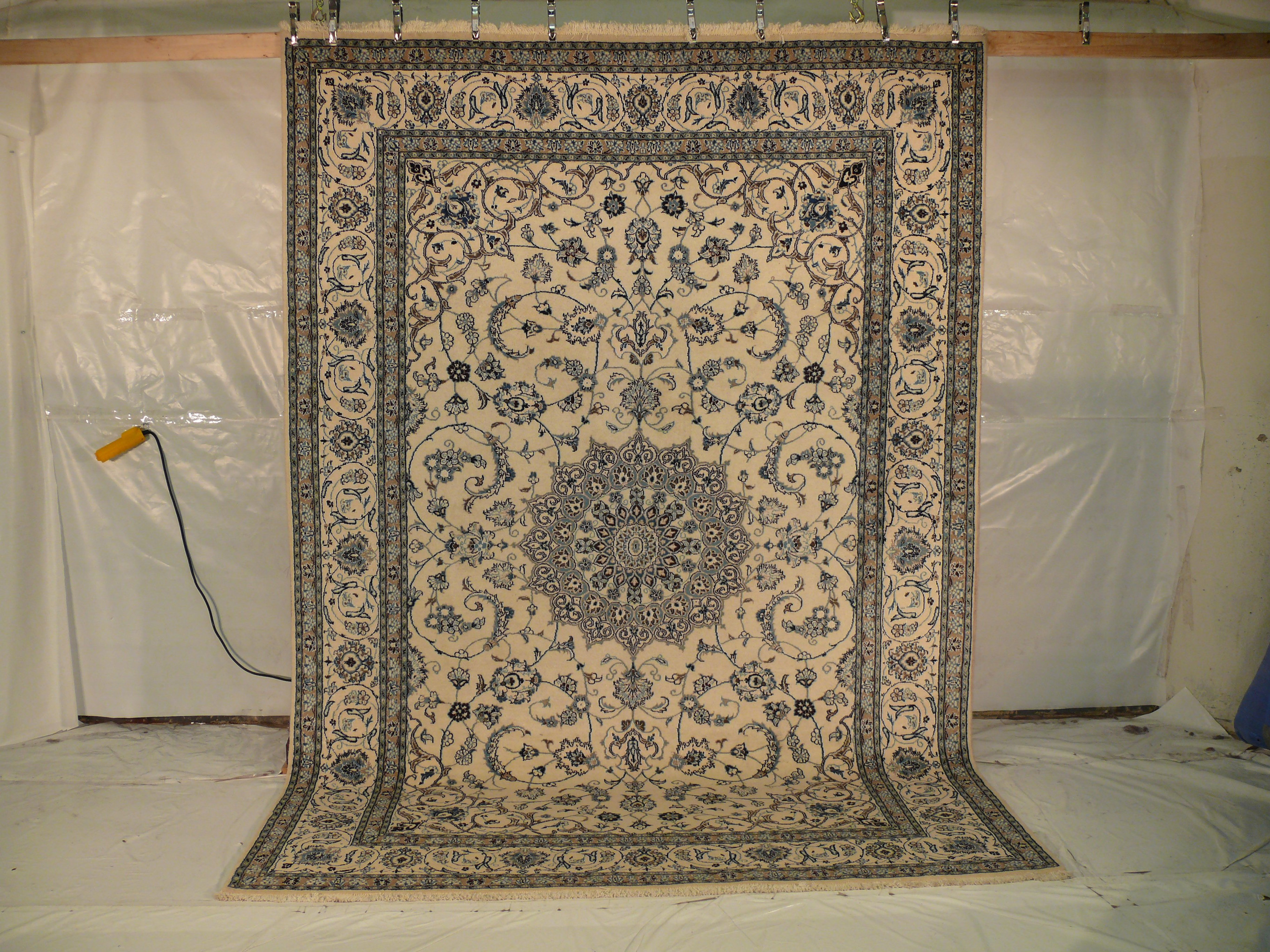 8'2" x 11'7" Persian Nain Rug