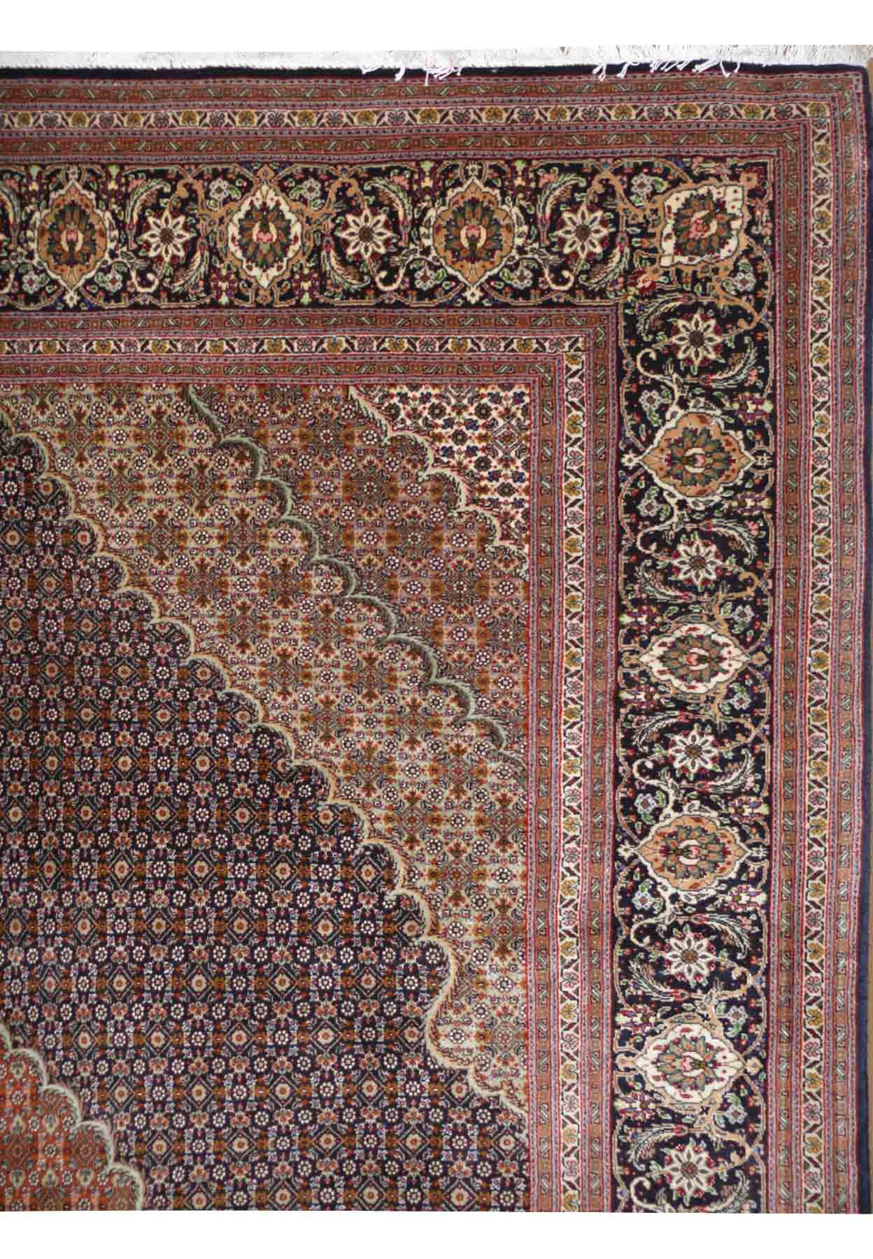 7 x 10 Persian Tariz Mahi 50 raj Wool & Silk Rug