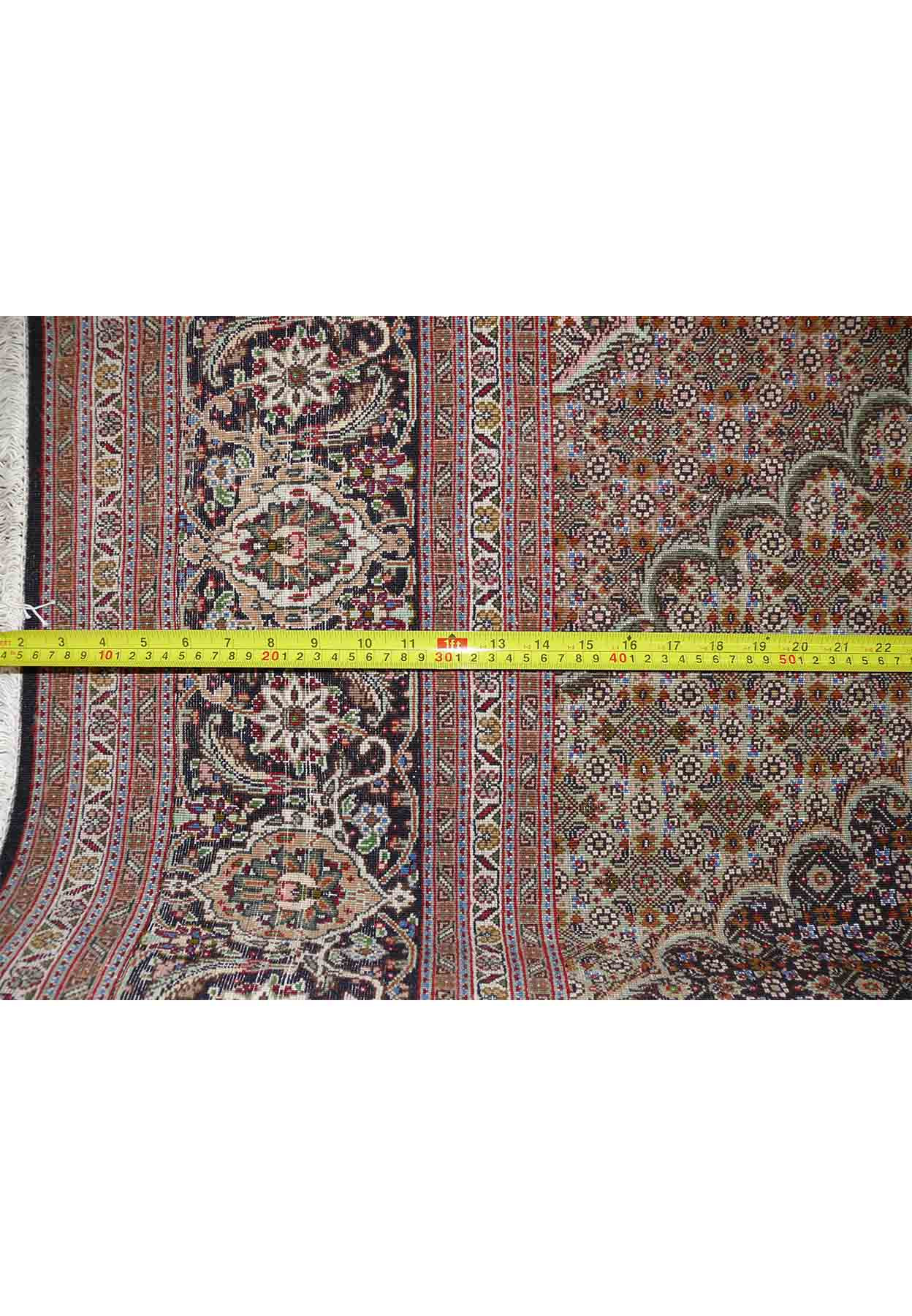 7 x 10 Persian Tariz Mahi 50 raj Wool & Silk Rug