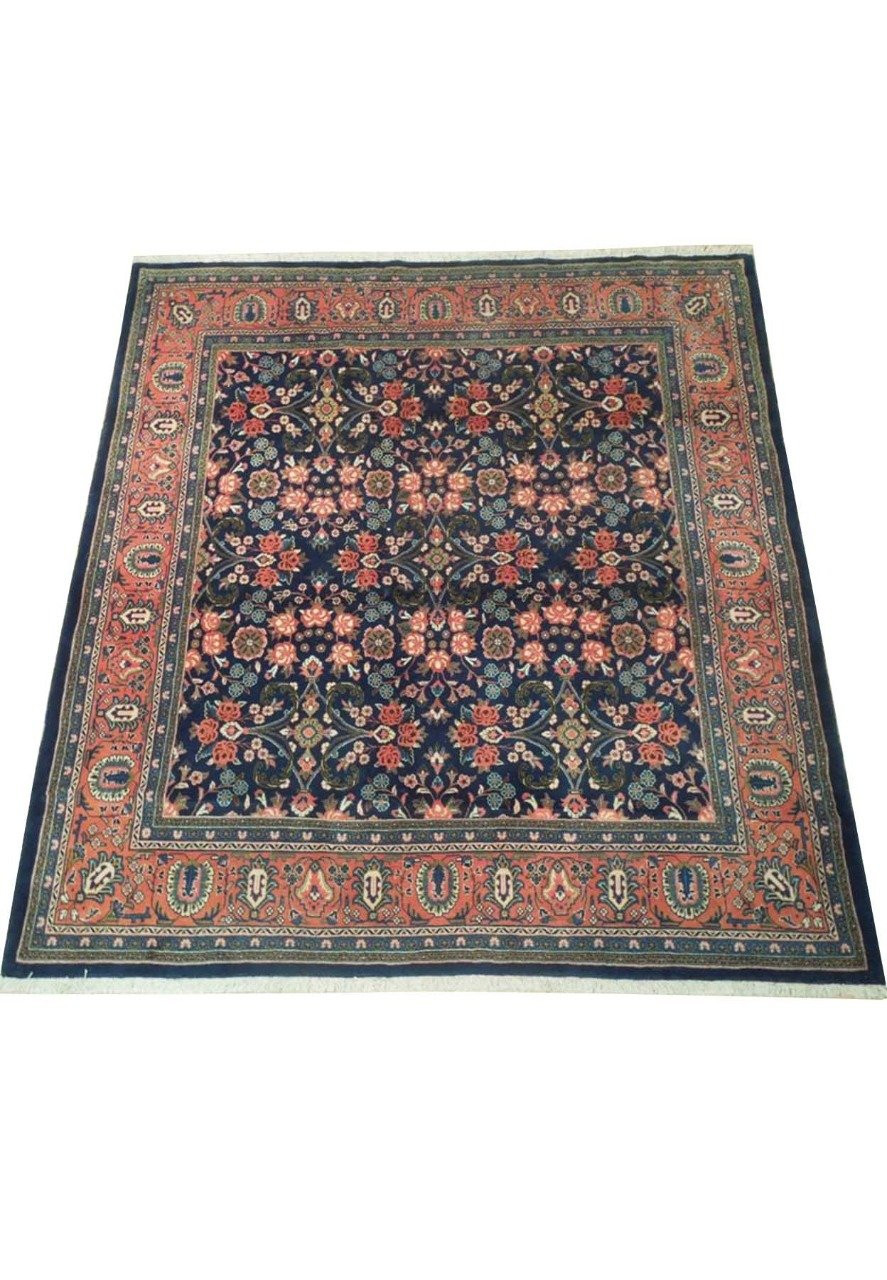 7 x 7 Persian Sarough Lilihan Rug