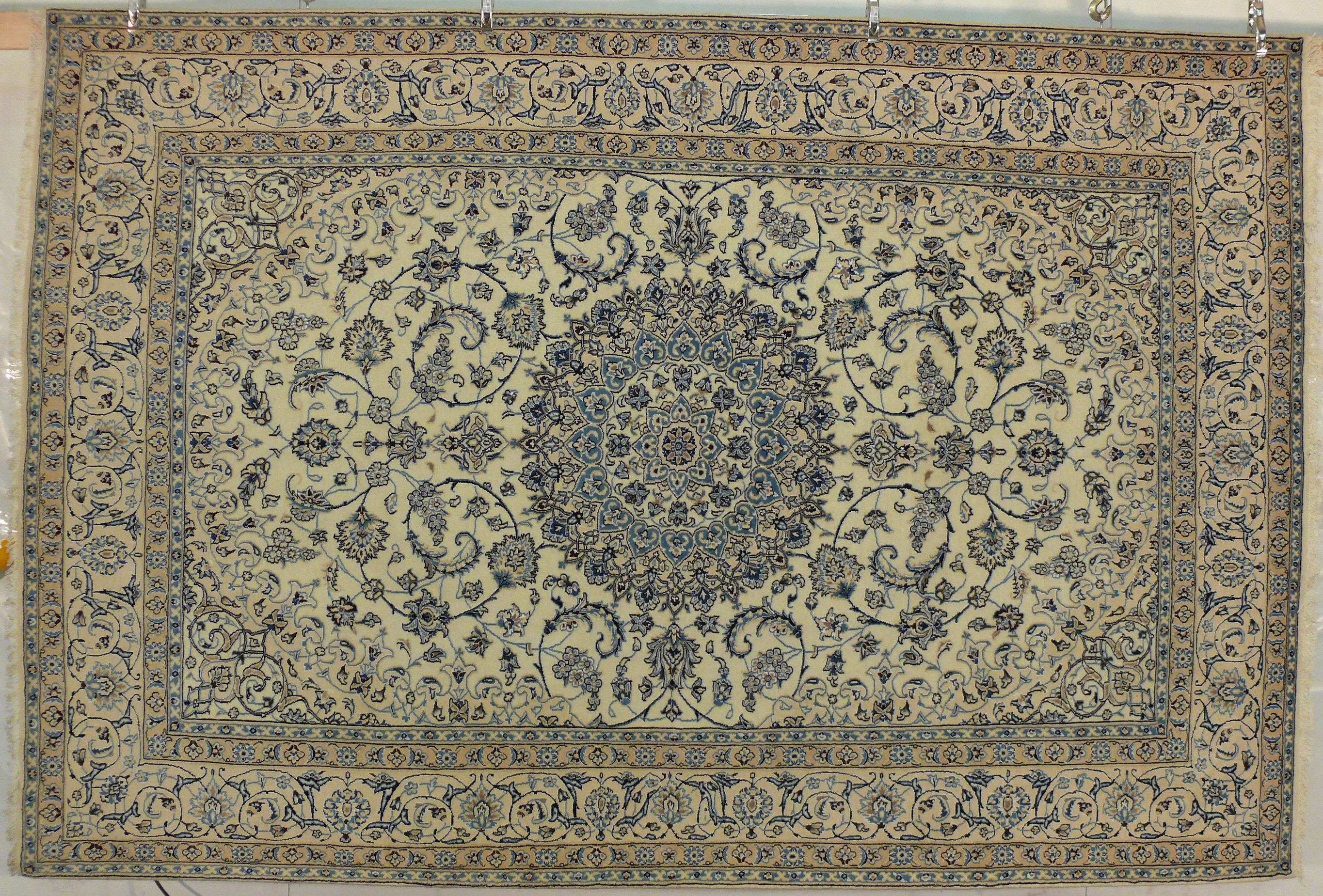 7 x 10 Persian Nain Rug 9 LAA Wool with Silk