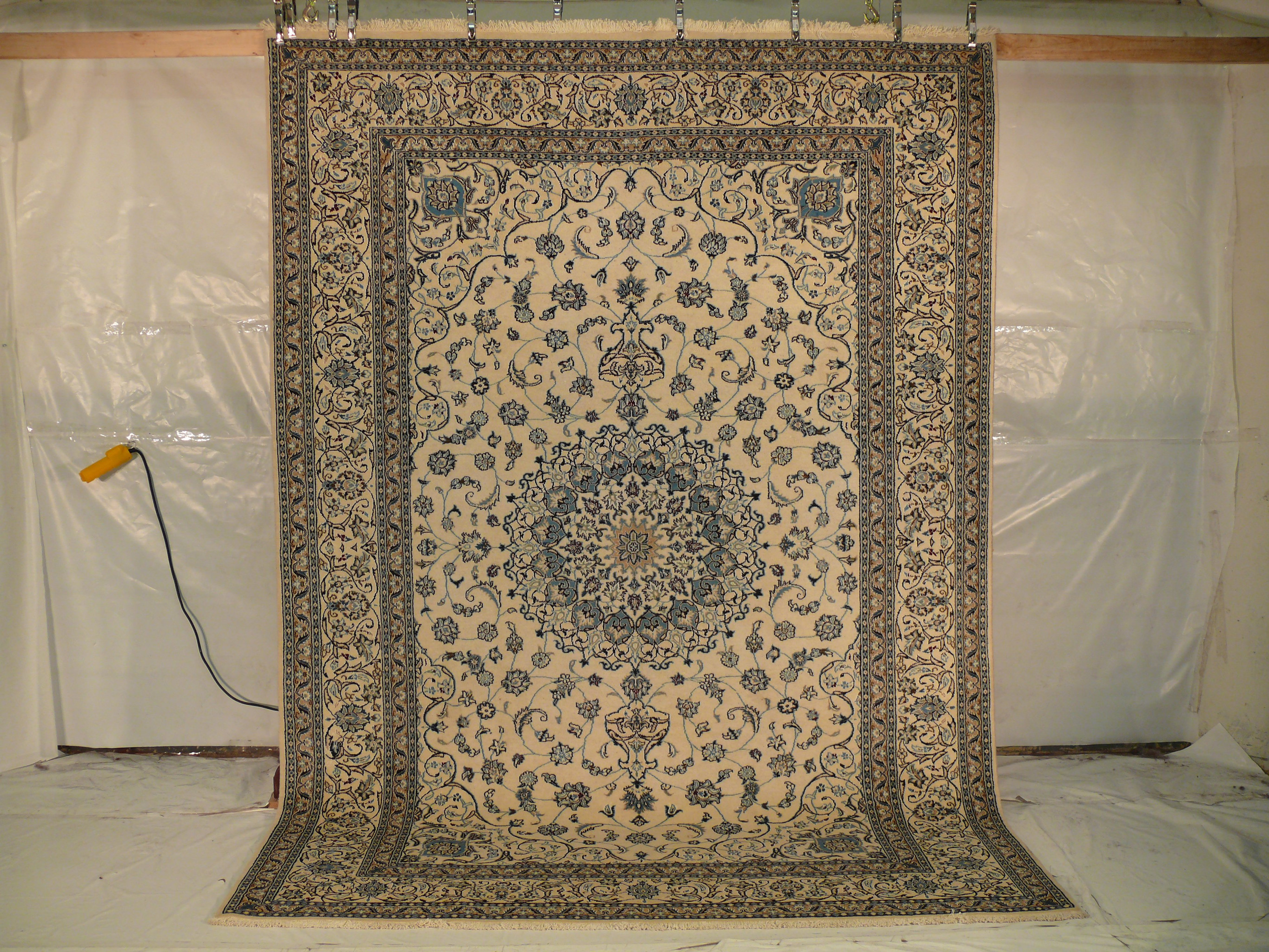 8'2" x 11'4" Persian Nain Rug