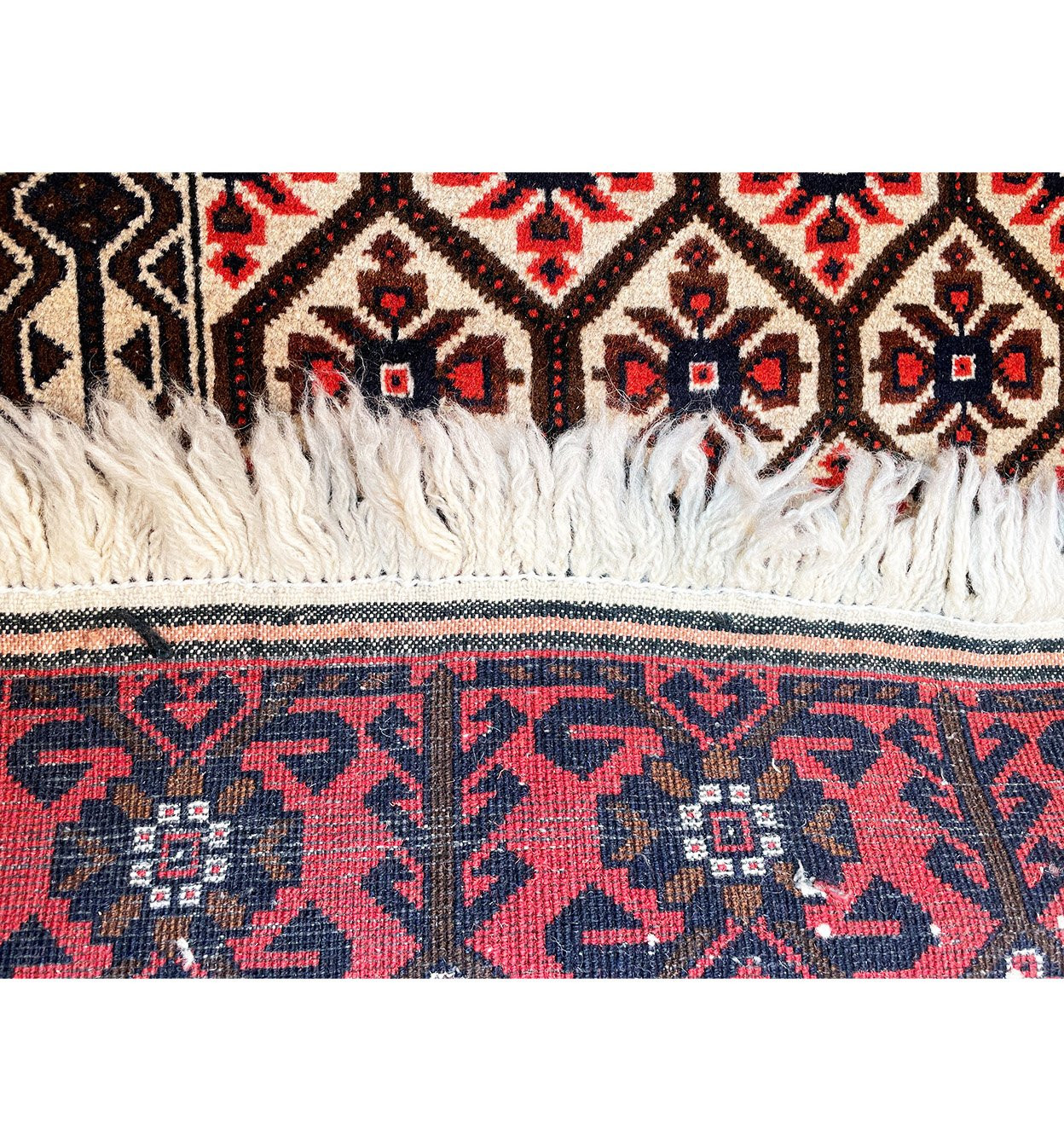 2'8" x 5'3" Persian Baluch Rug