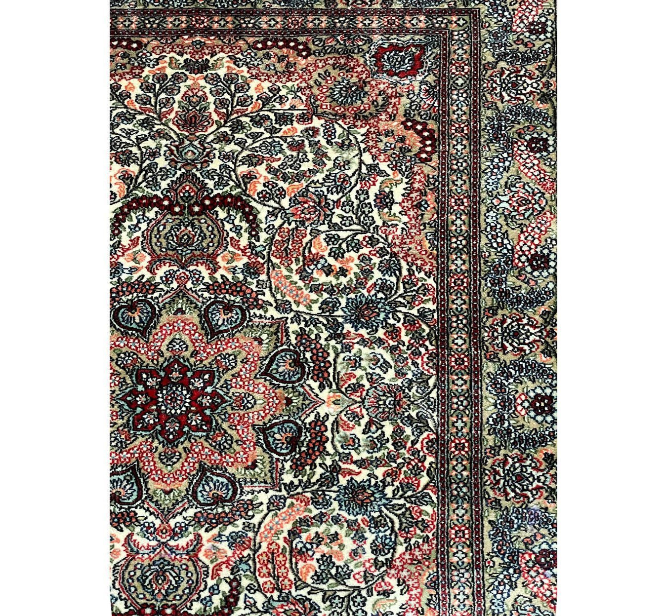 3 x 5'2 Oriental Tabriz 100% Silk Rug