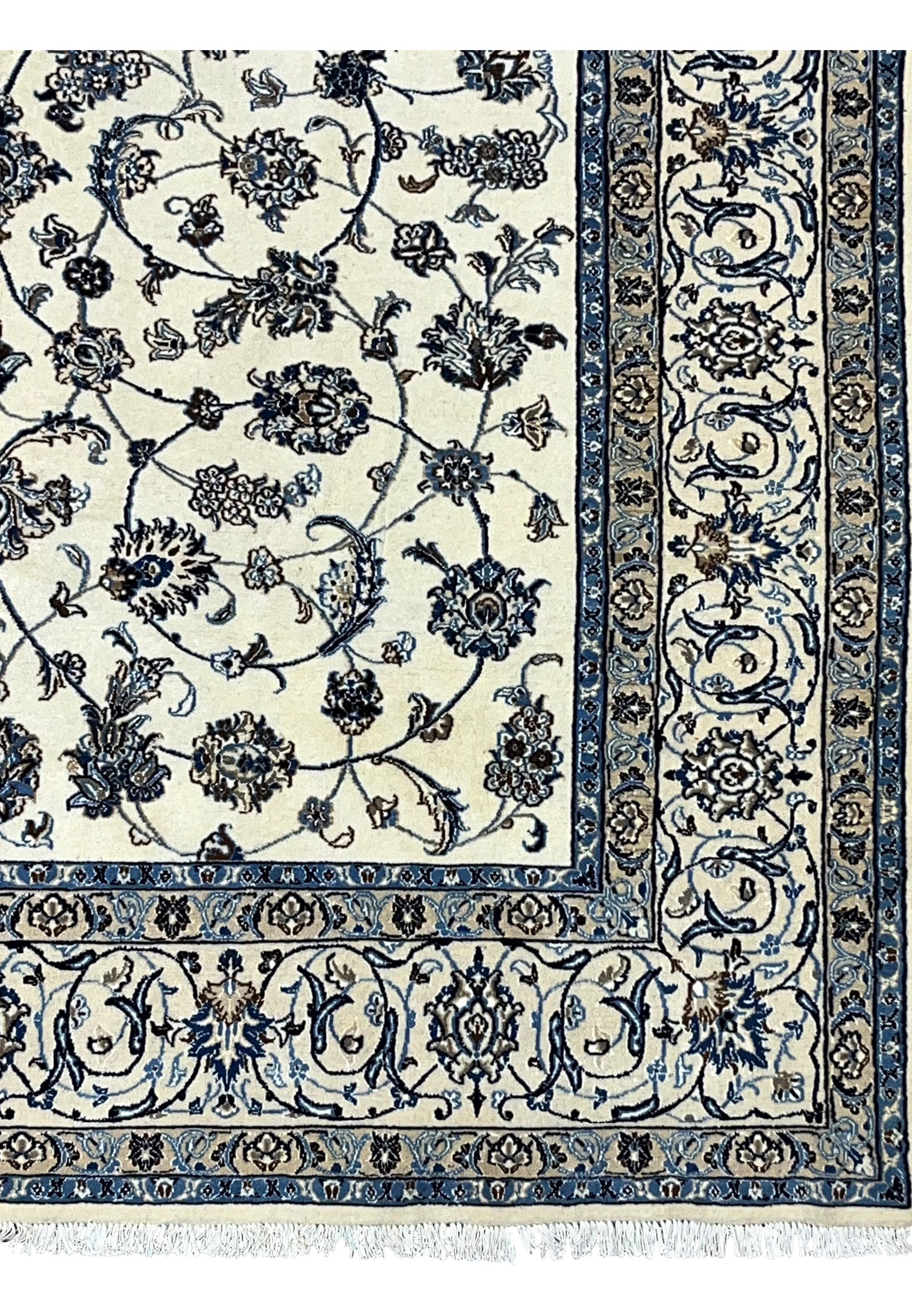 Main border of Persian Nain 9 LA rug with repeating floral motifs in navy and beige