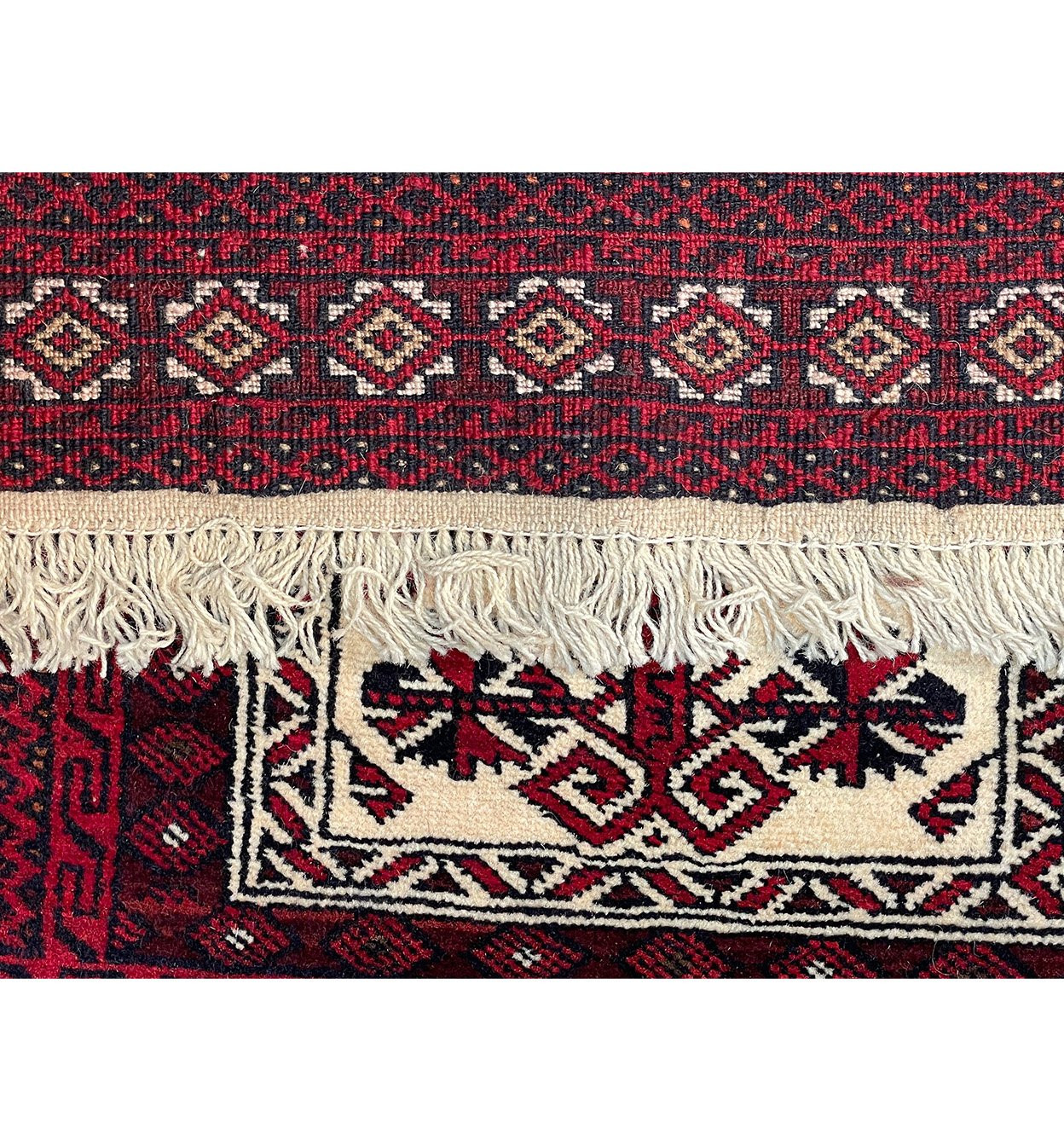 2'8" x 4'5" Persian Baluch Rug