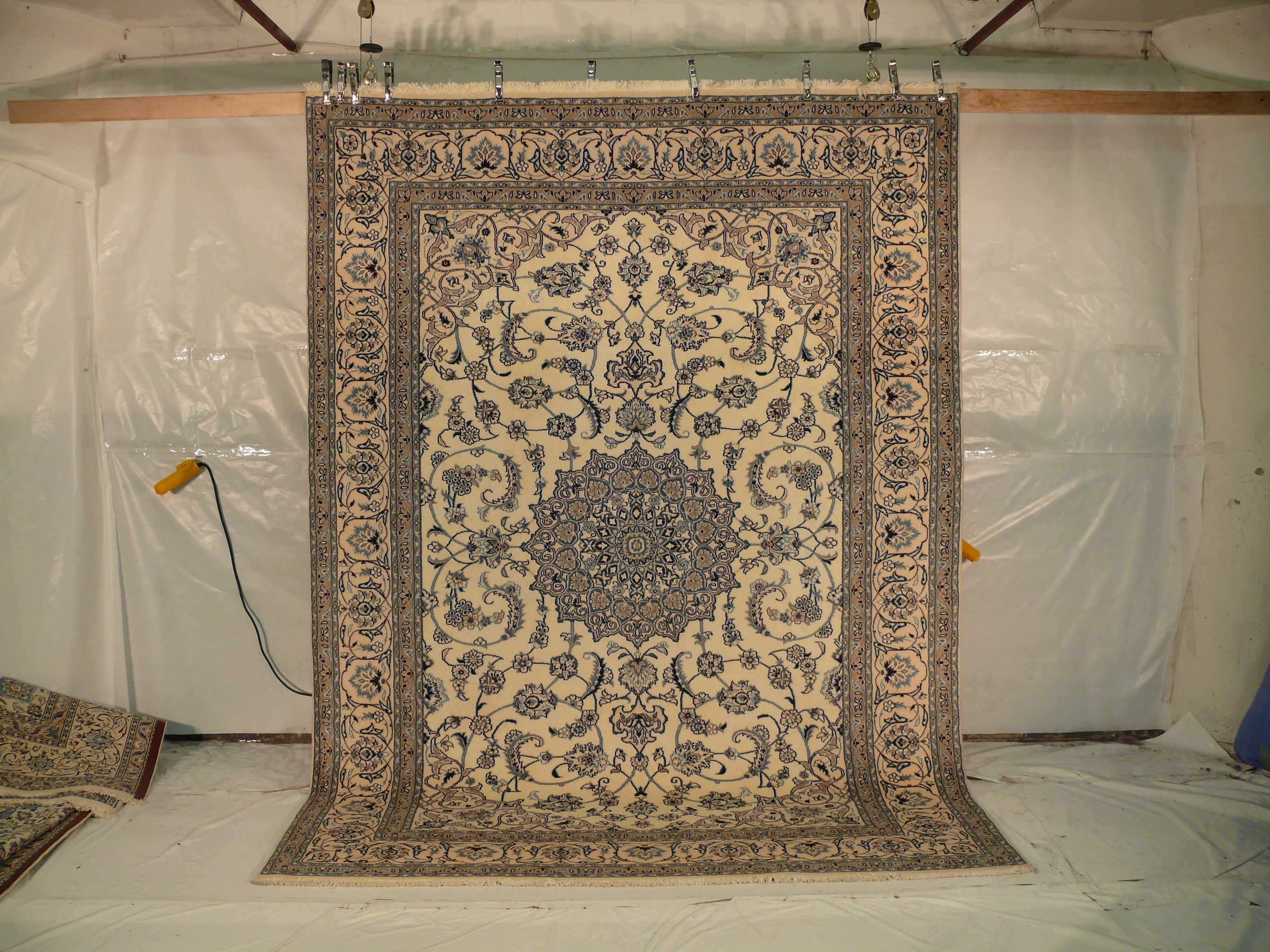 8 x 11 Persian Nain Rug with crown medallion