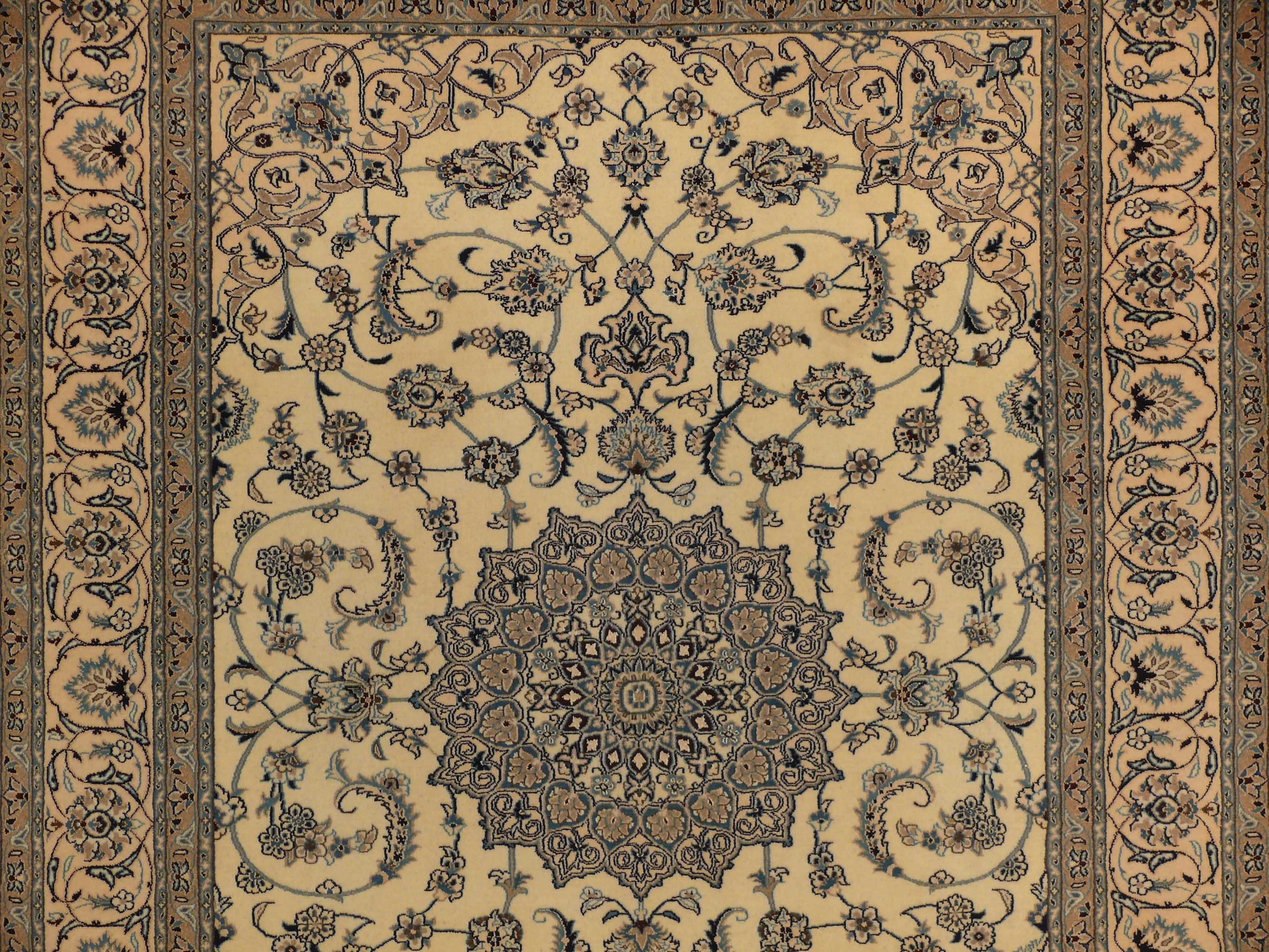 8 x 11 Persian Nain Rug with crown medallion