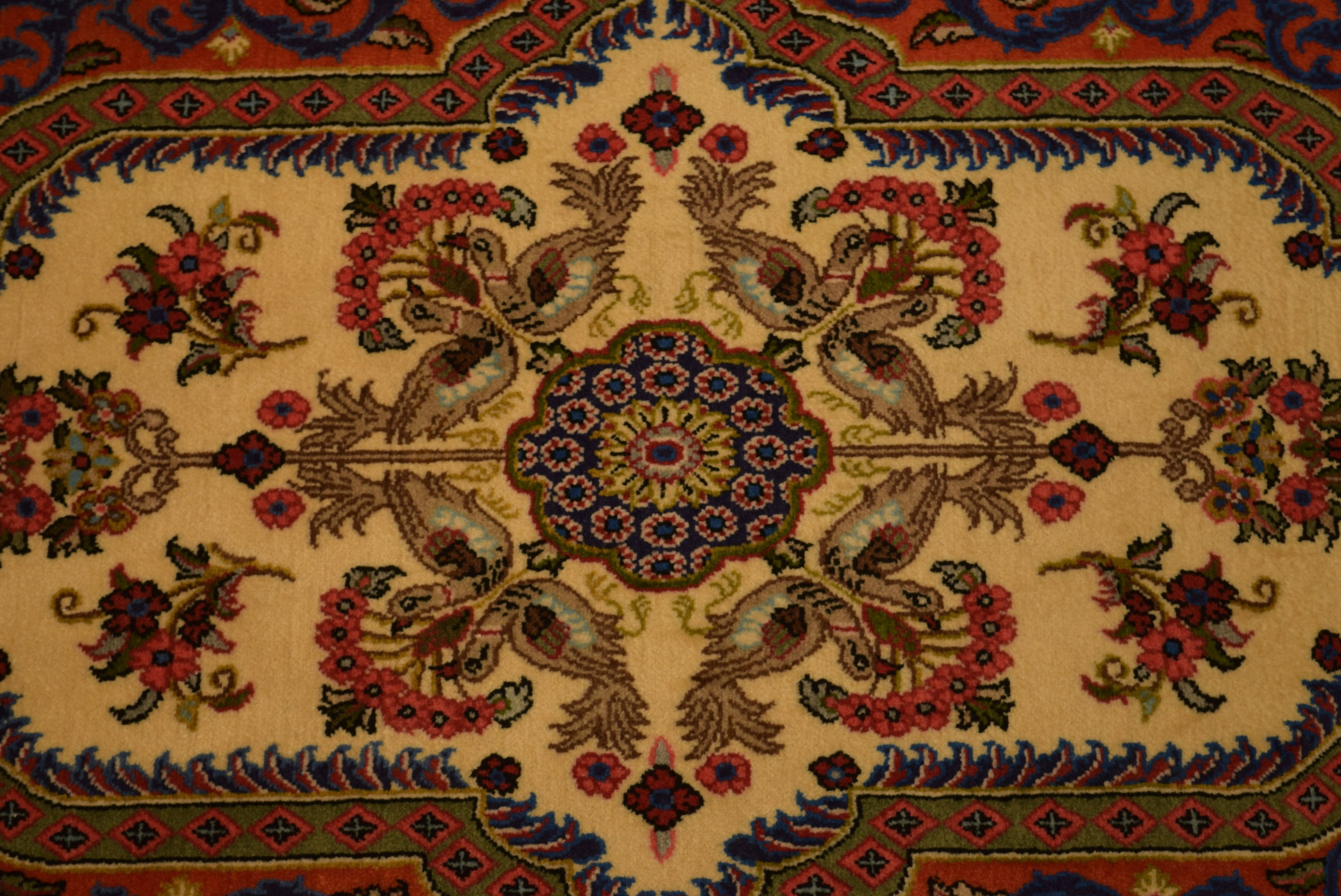 2'5 x 4 Premium Persian Qum Kork Rug