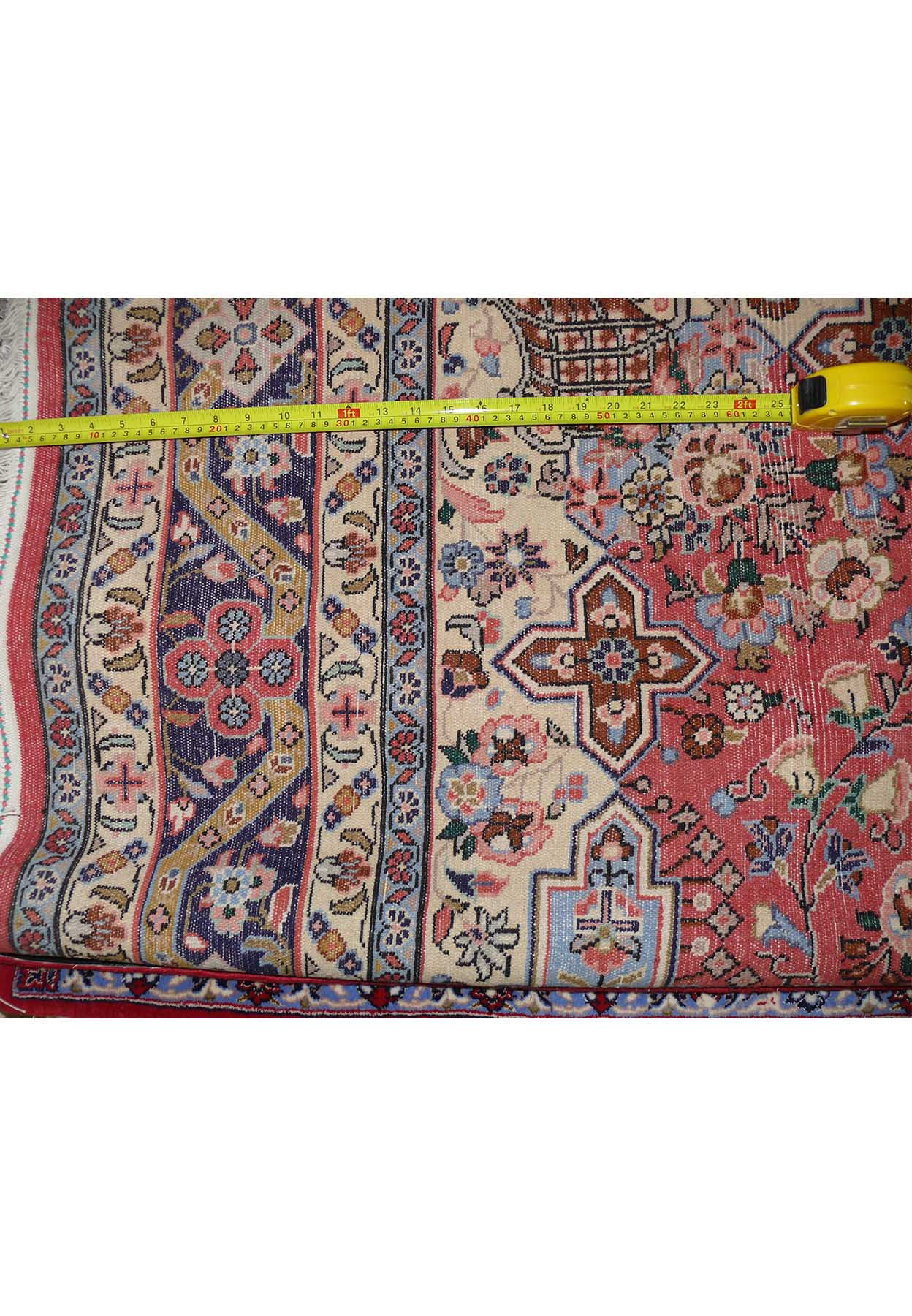 7 x 10 Persian Mehraban Rug - Detailed View